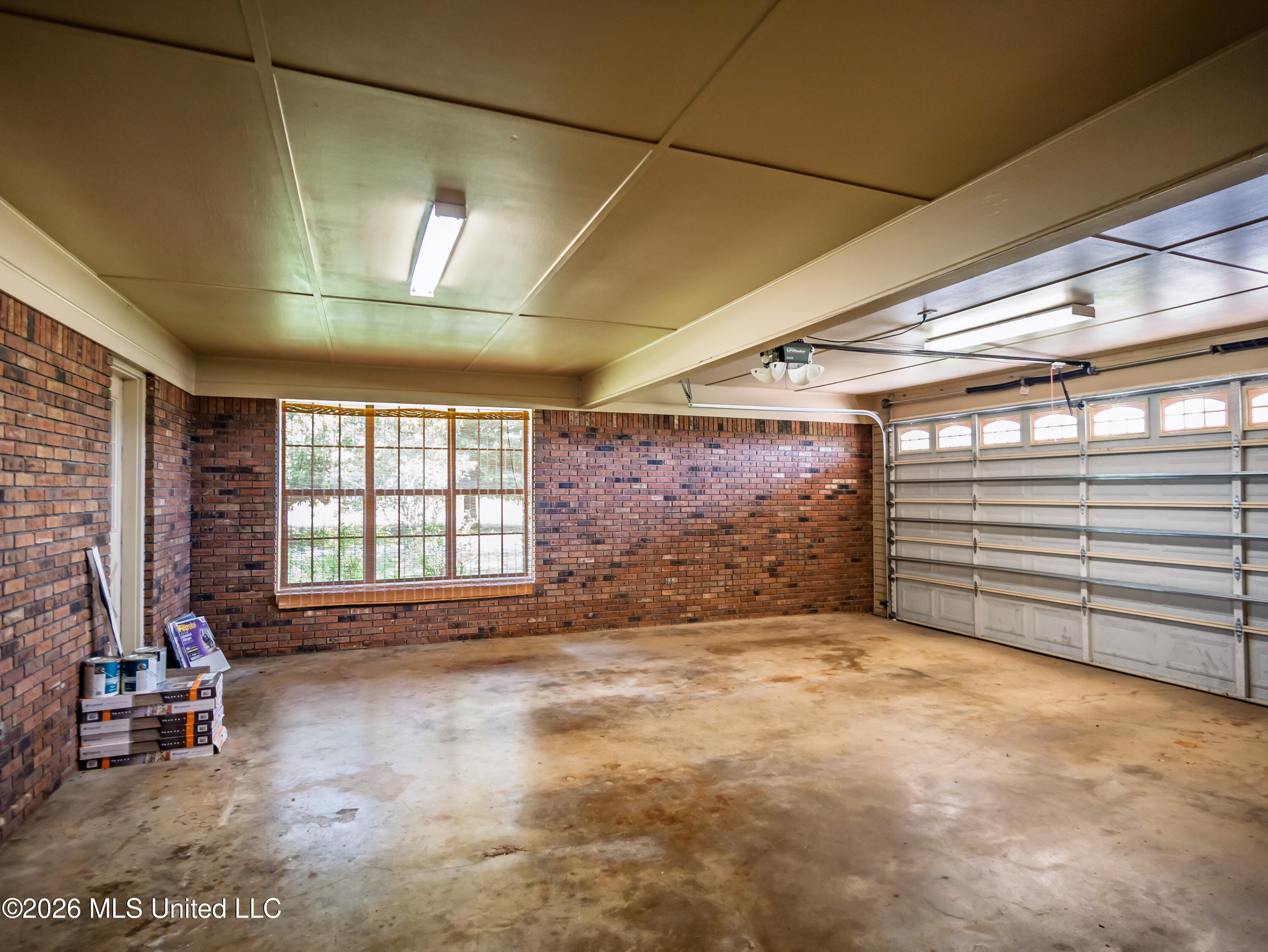 5042 Dummyline Road Property Photo 27
