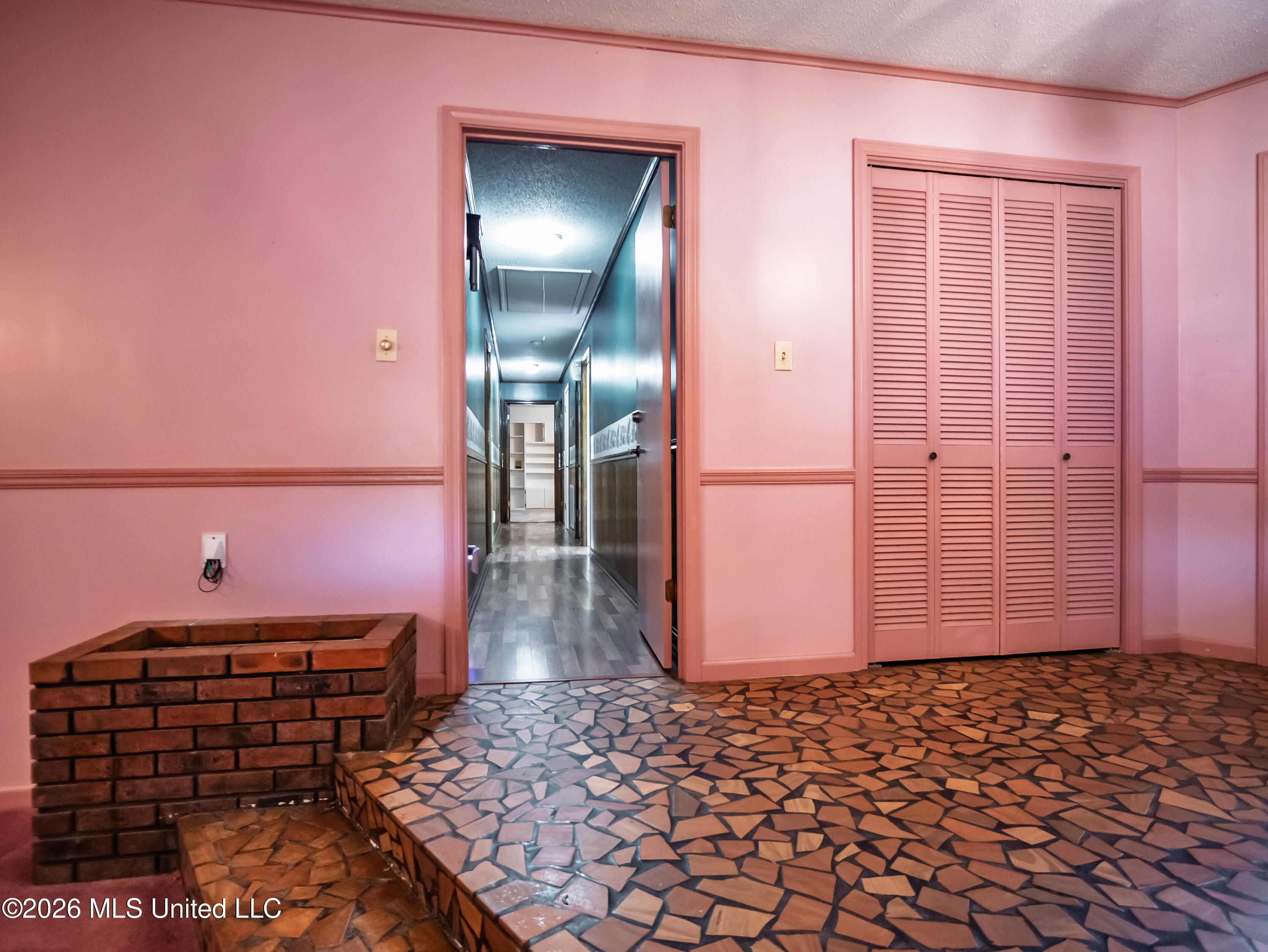 5042 Dummyline Road Property Photo 35