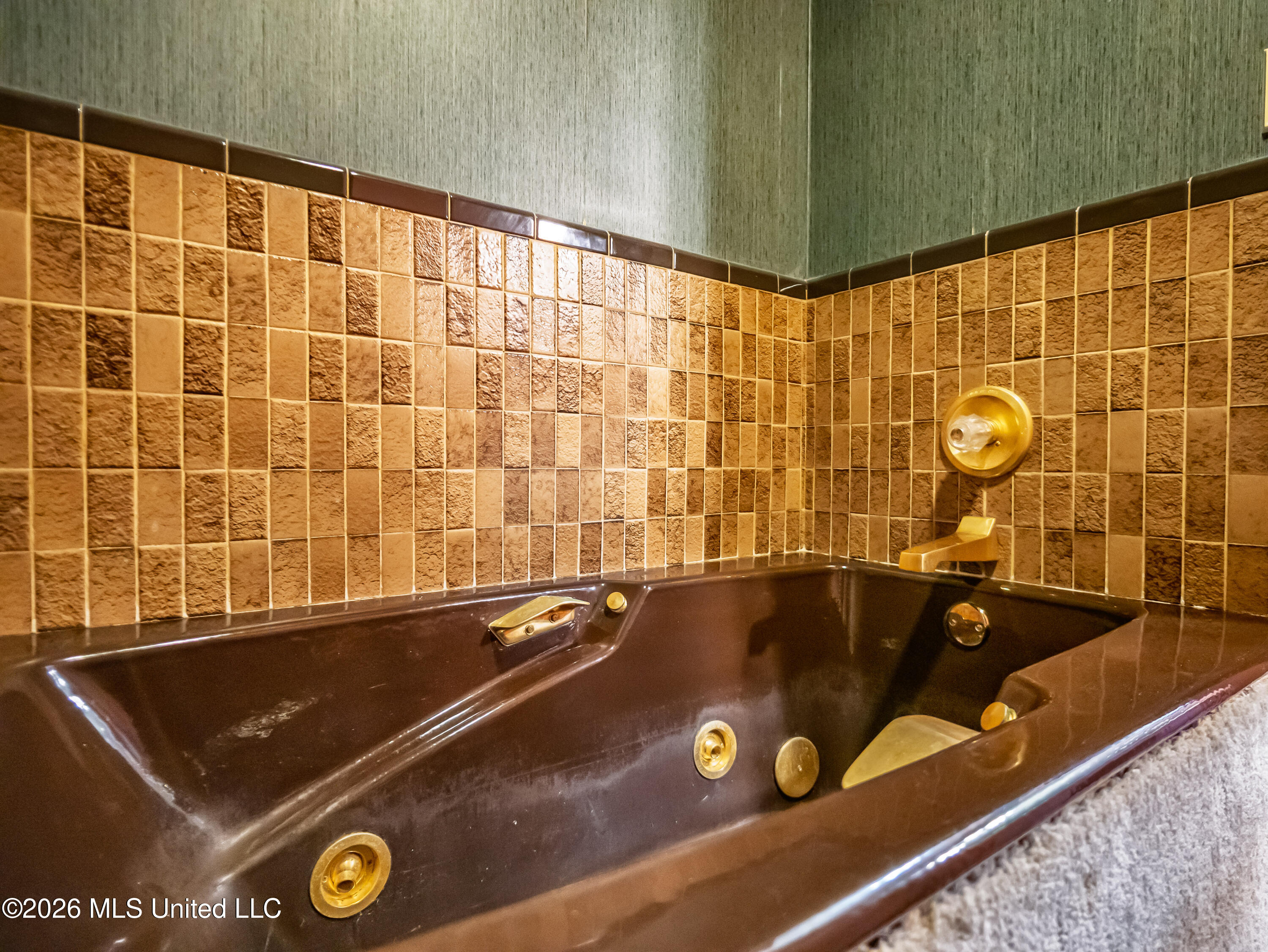 5042 Dummyline Road Property Photo 49