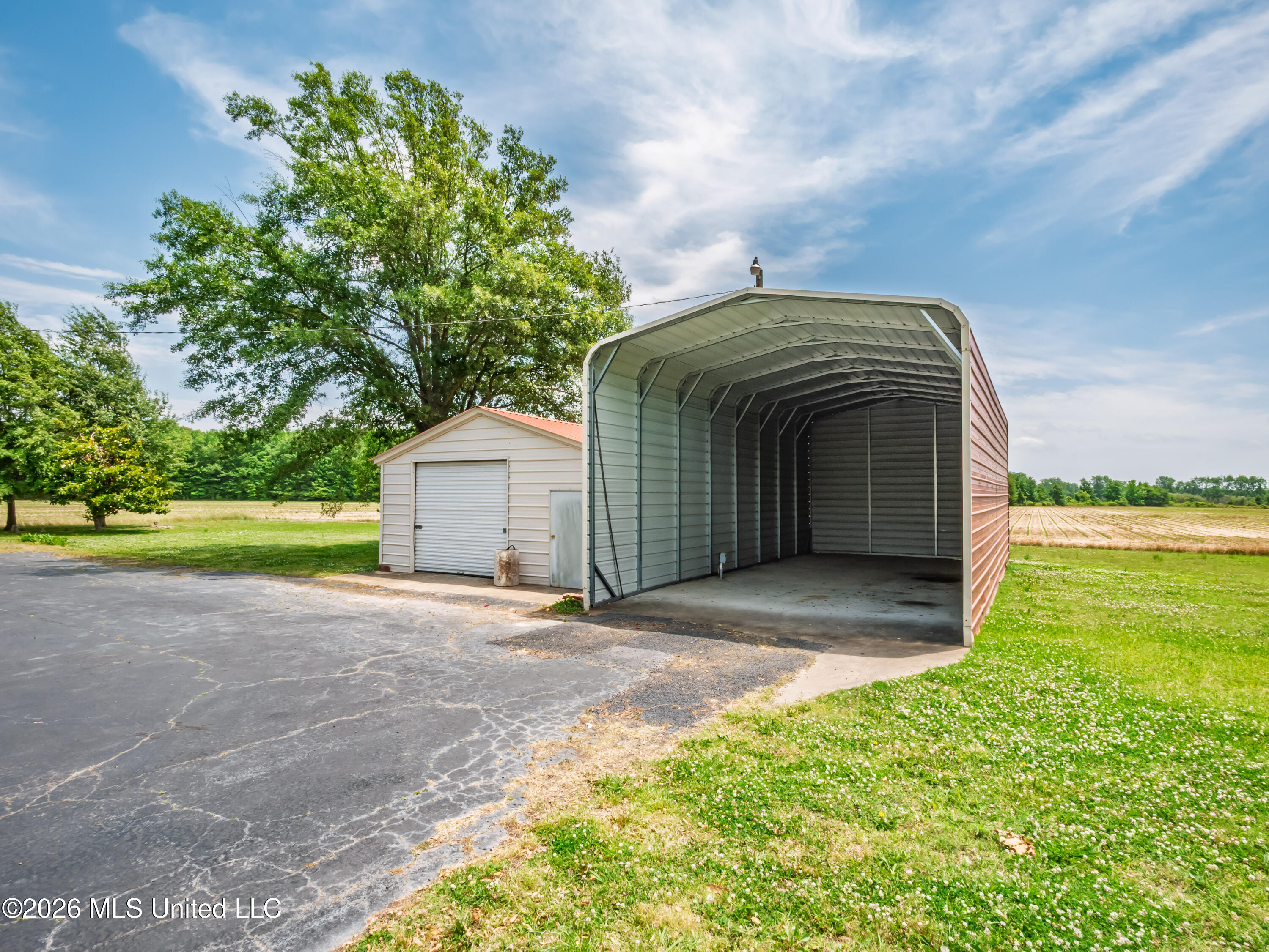 5042 Dummyline Road Property Photo 55