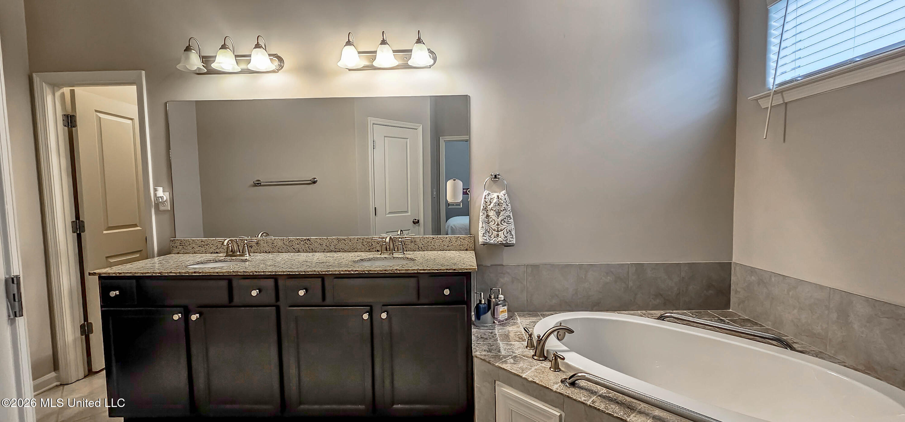 6220 Rosemark Road Property Photo 16