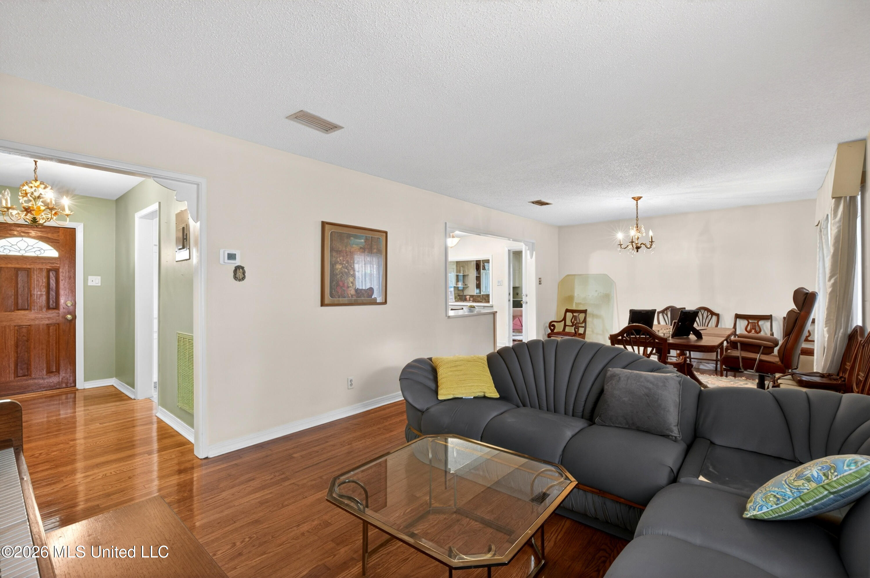 4105 Washington Avenue Property Photo 5