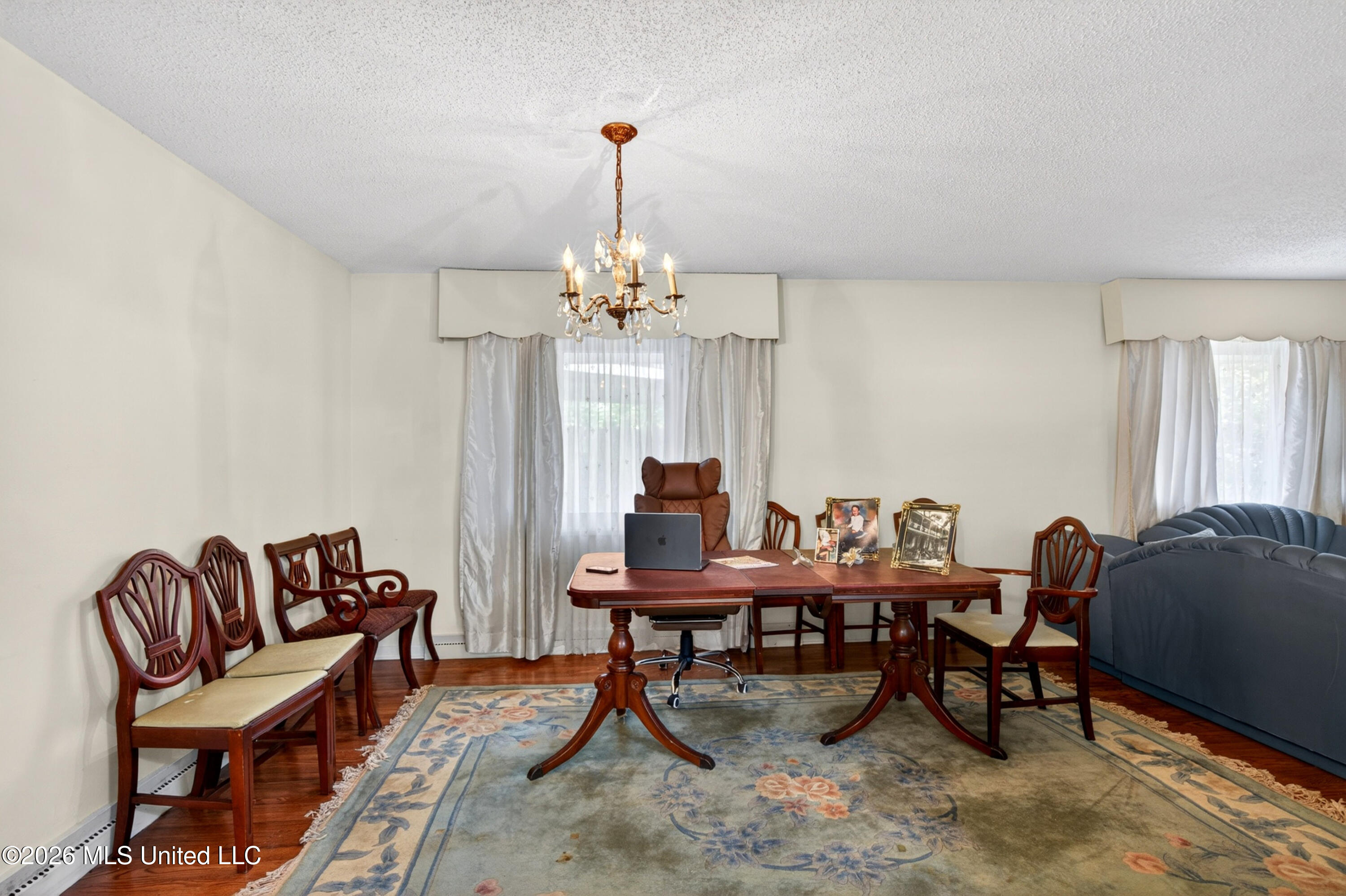 4105 Washington Avenue Property Photo 8