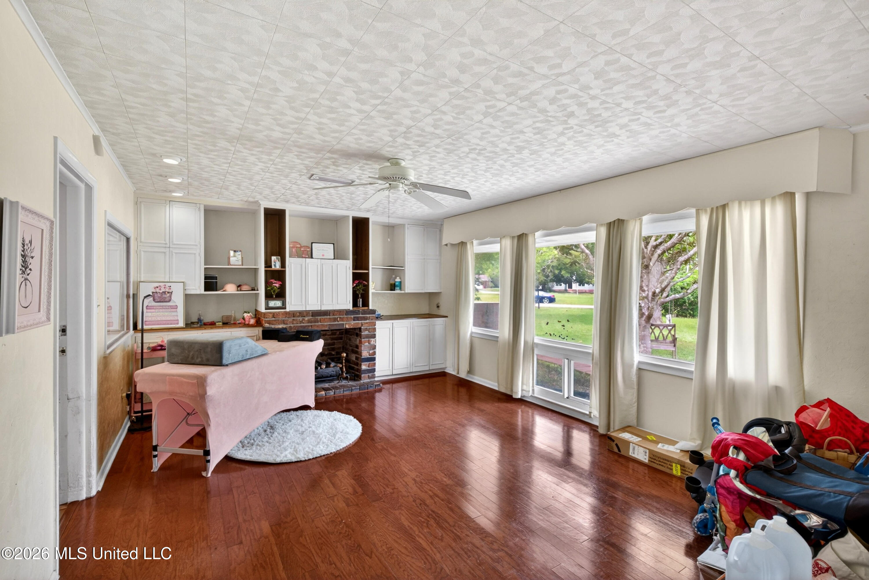 4105 Washington Avenue Property Photo 17