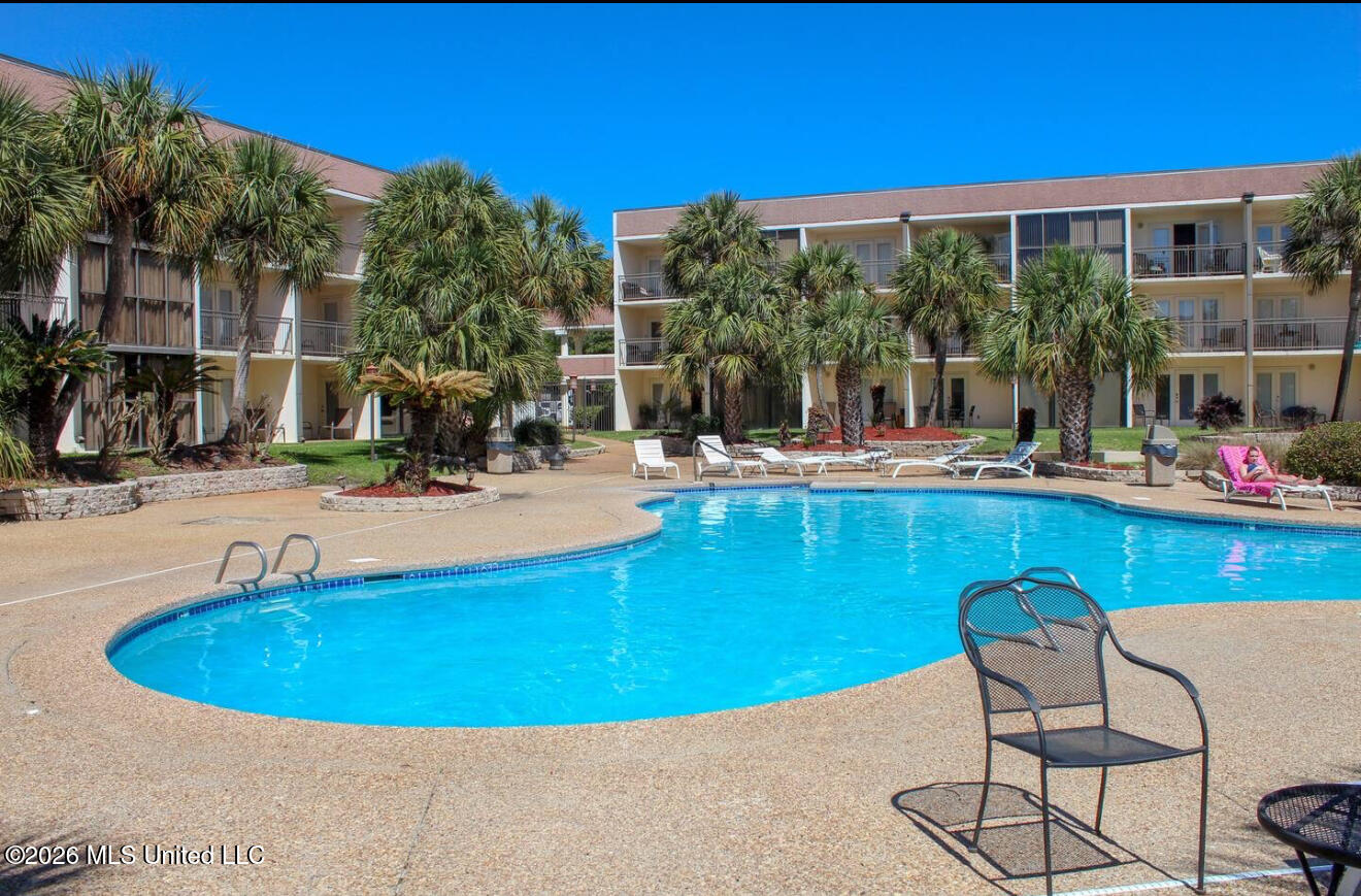 2046 Beach Boulevard Property Photo 1