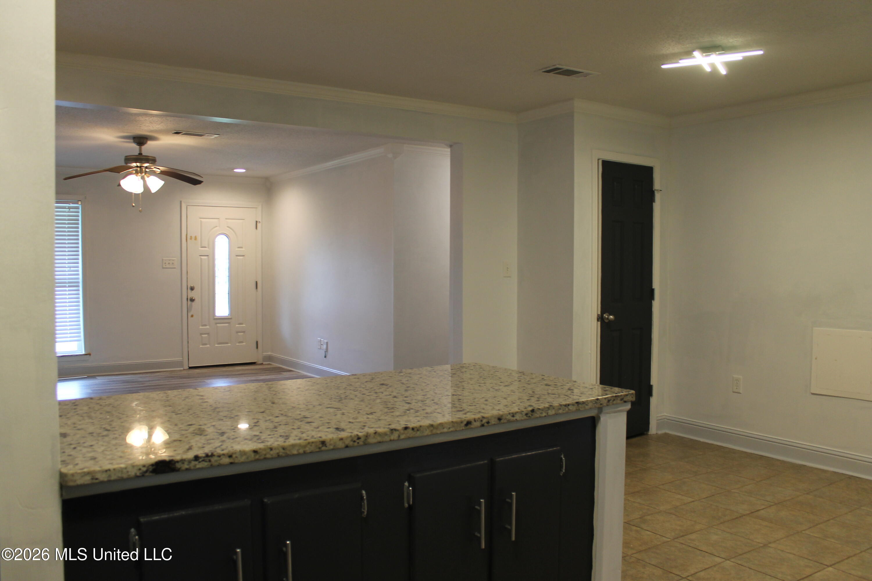 218 Alverado Drive Property Photo 4