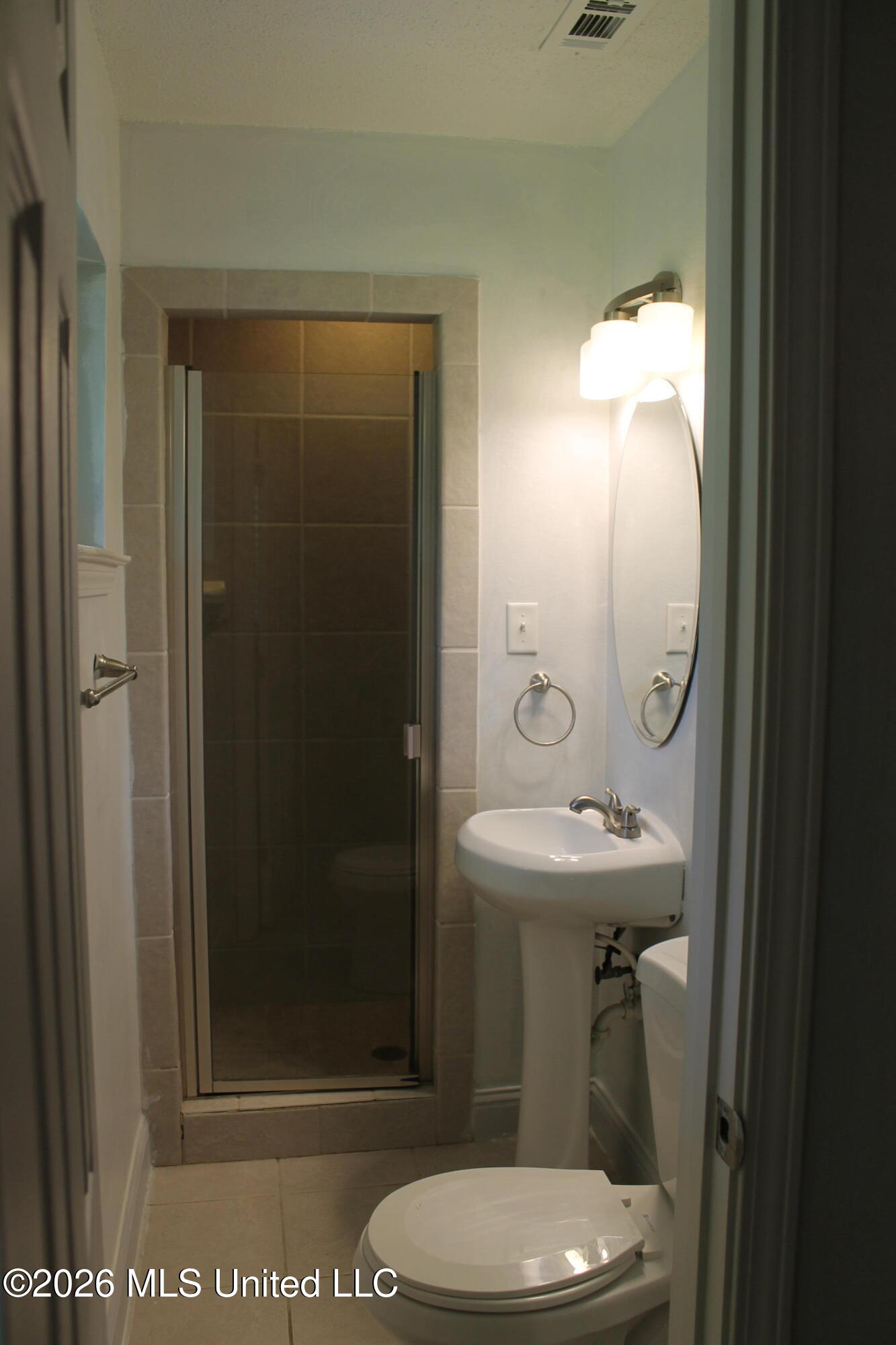 218 Alverado Drive Property Photo 13