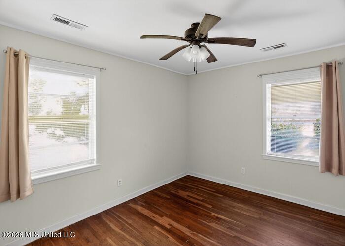 589 S Dunn Street Property Photo 4