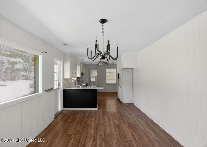 589 S Dunn Street Property Photo 12