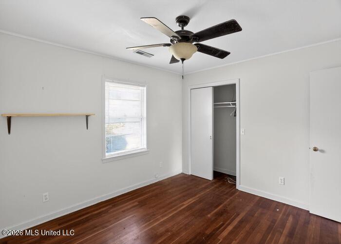 589 S Dunn Street Property Photo 16