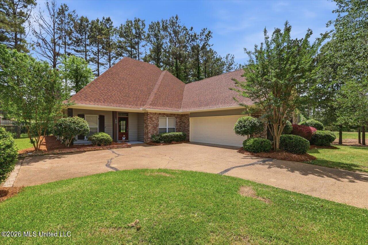 103 Hartfield Drive Property Photo 2