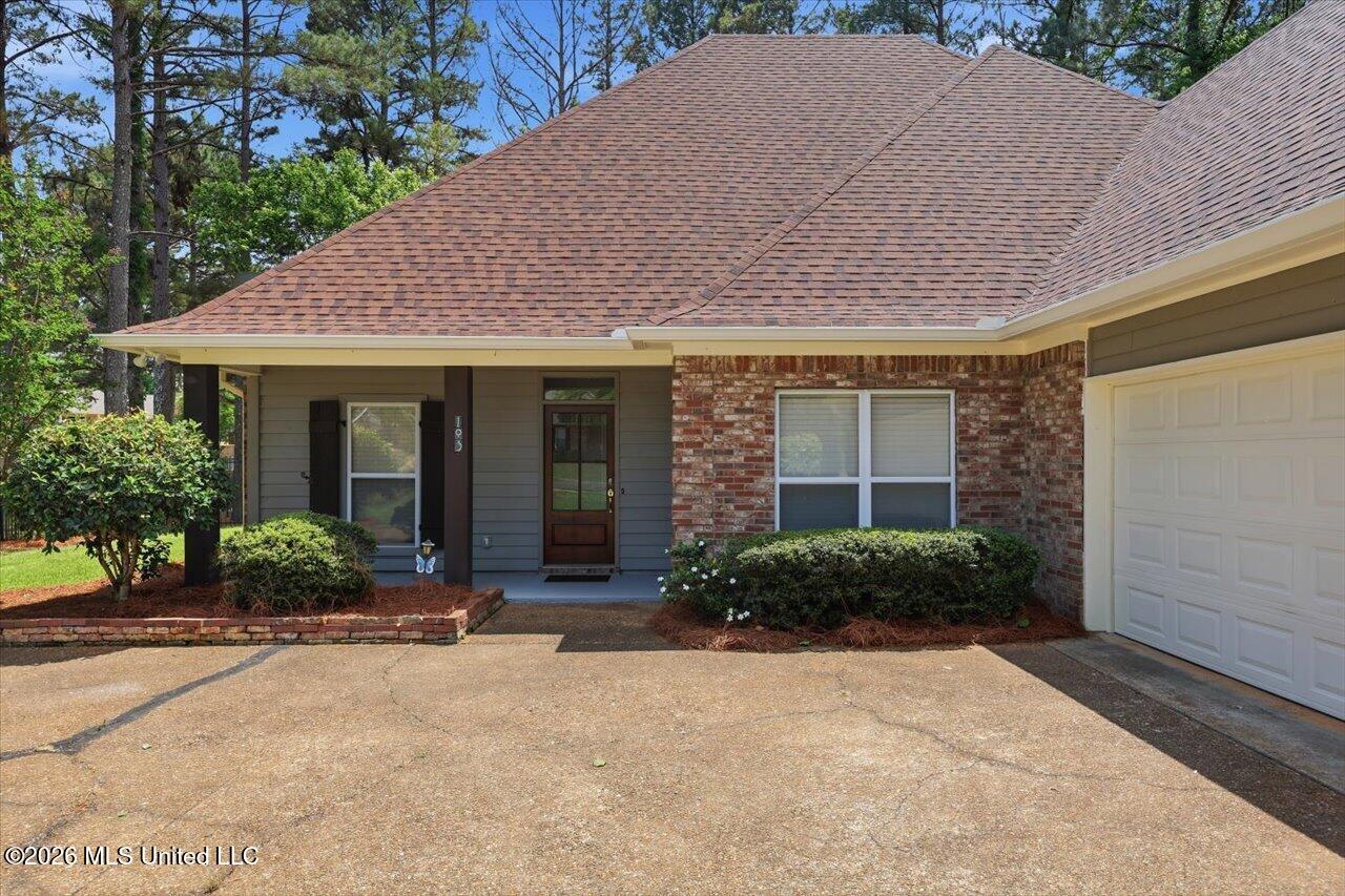 103 Hartfield Drive Property Photo 3