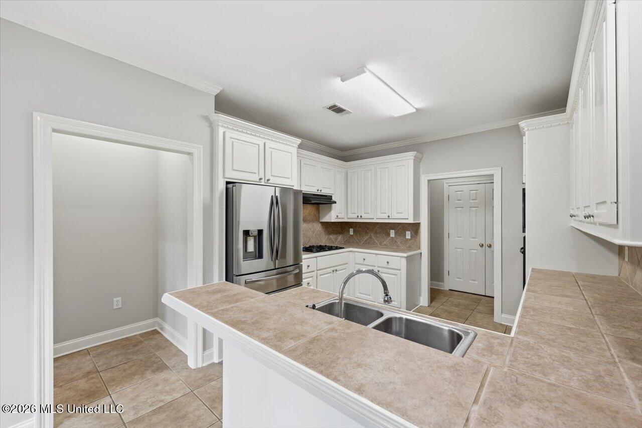 103 Hartfield Drive Property Photo 10