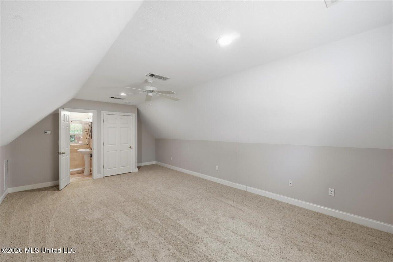 103 Hartfield Drive Property Photo 30