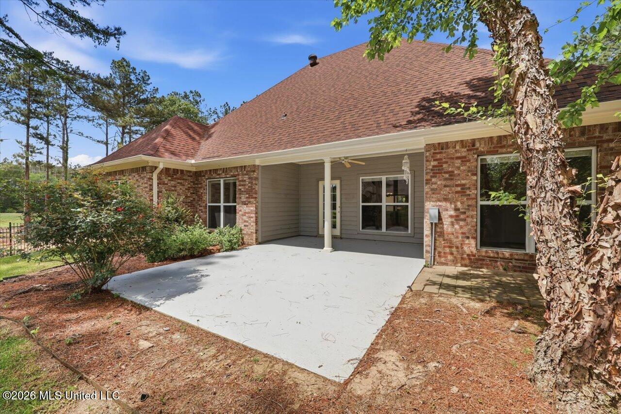 103 Hartfield Drive Property Photo 33