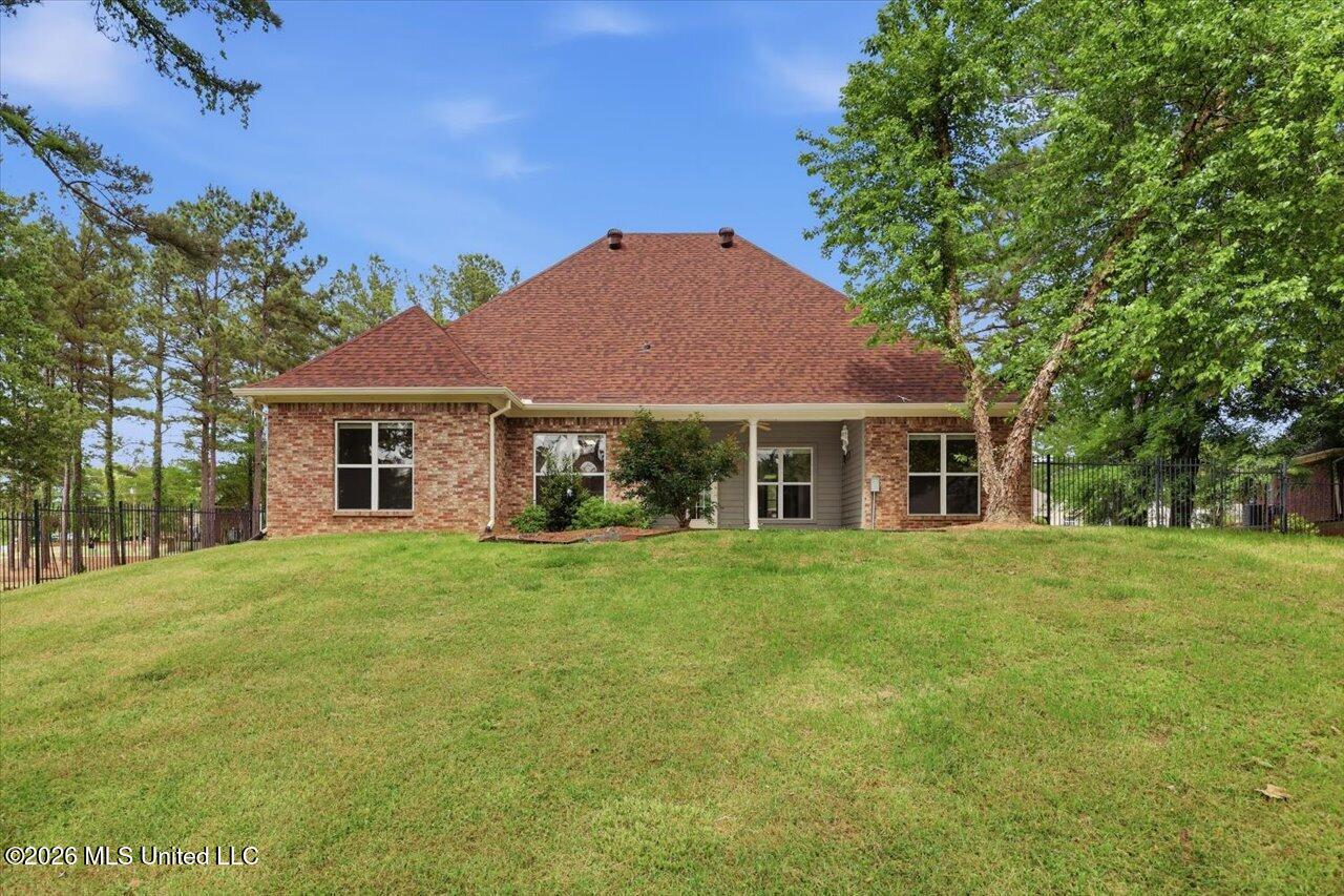 103 Hartfield Drive Property Photo 34