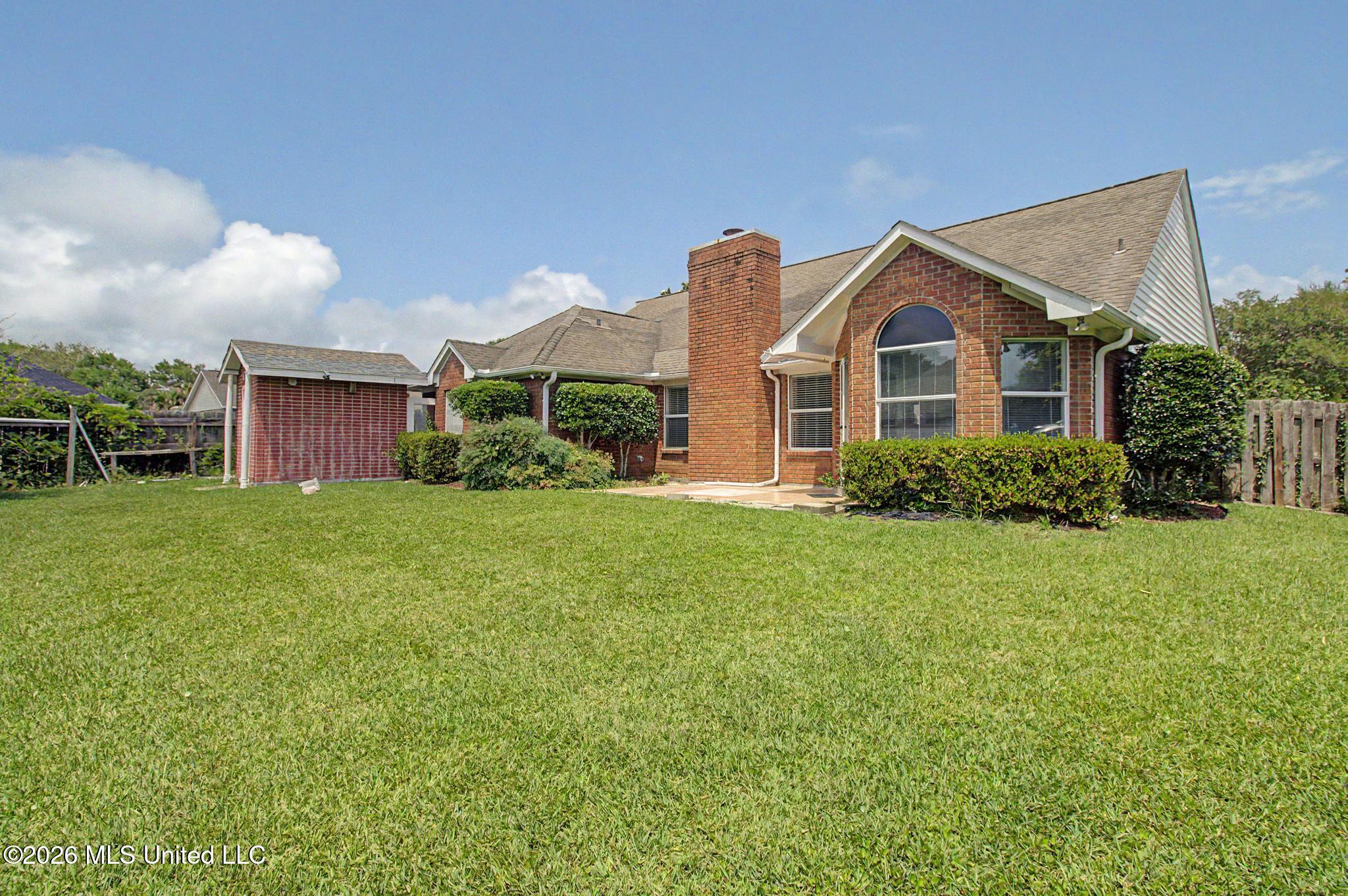 2594 Brighton Circle Property Photo 16