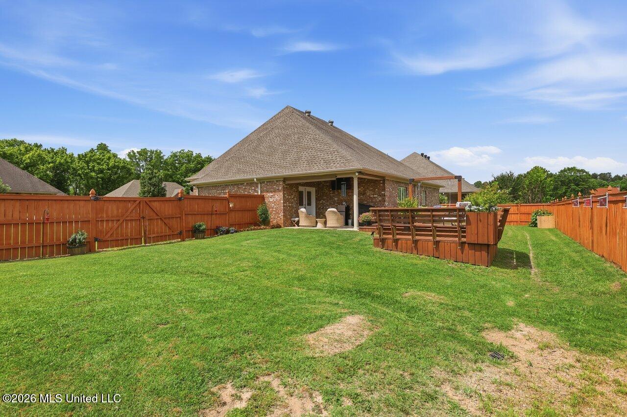 112 Meadow Pointe Cove Property Photo 29