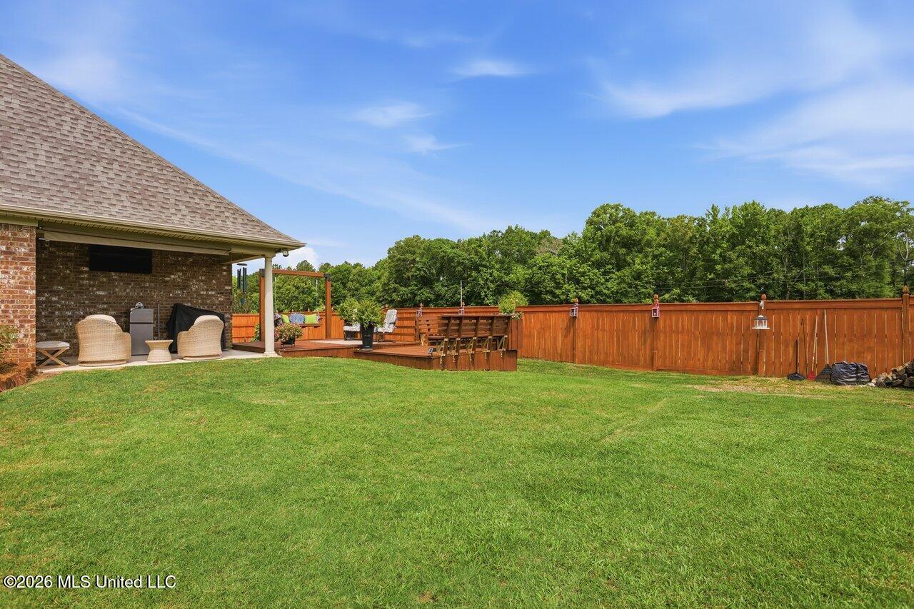 112 Meadow Pointe Cove Property Photo 31