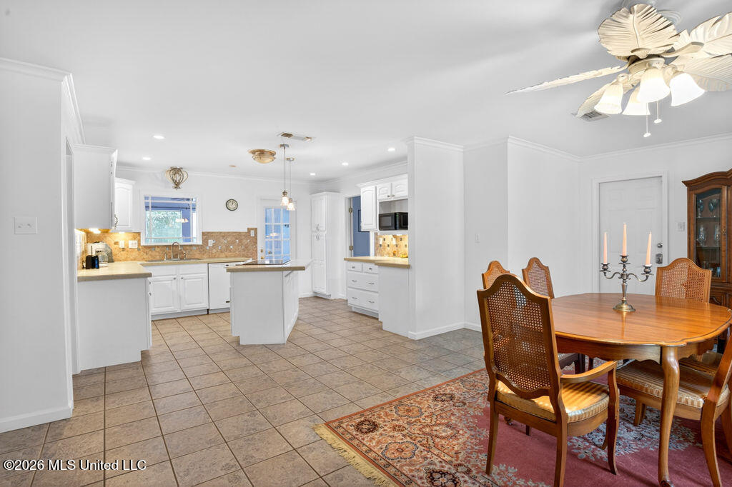 129 Pirate Avenue Property Photo 26