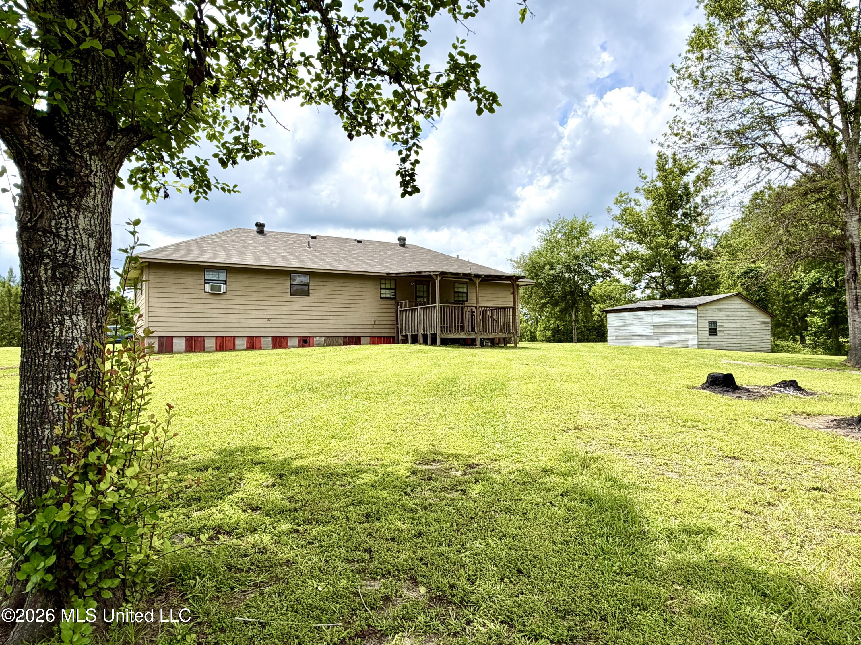 1602 Martin Lane Property Photo 3