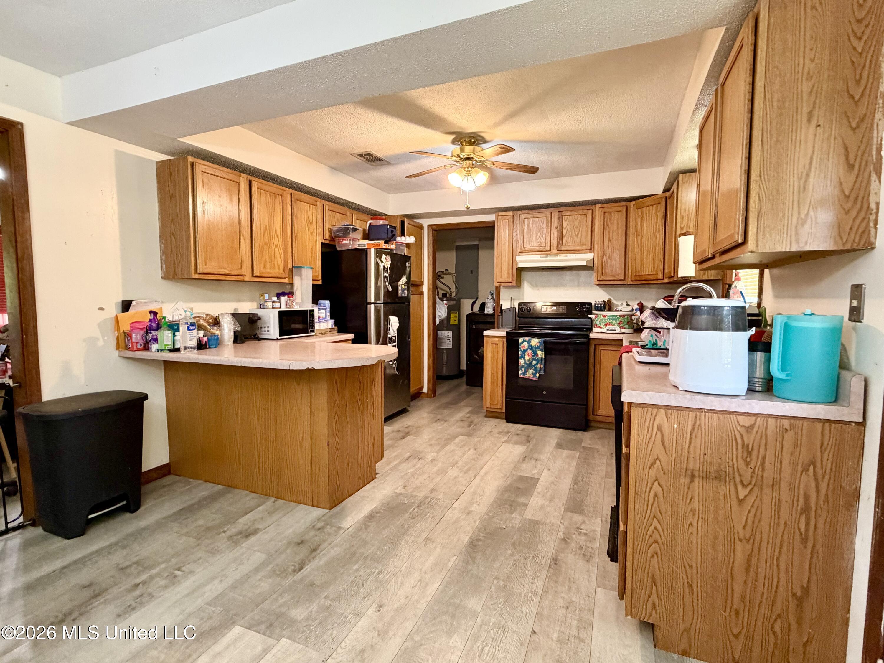 1602 Martin Lane Property Photo 7