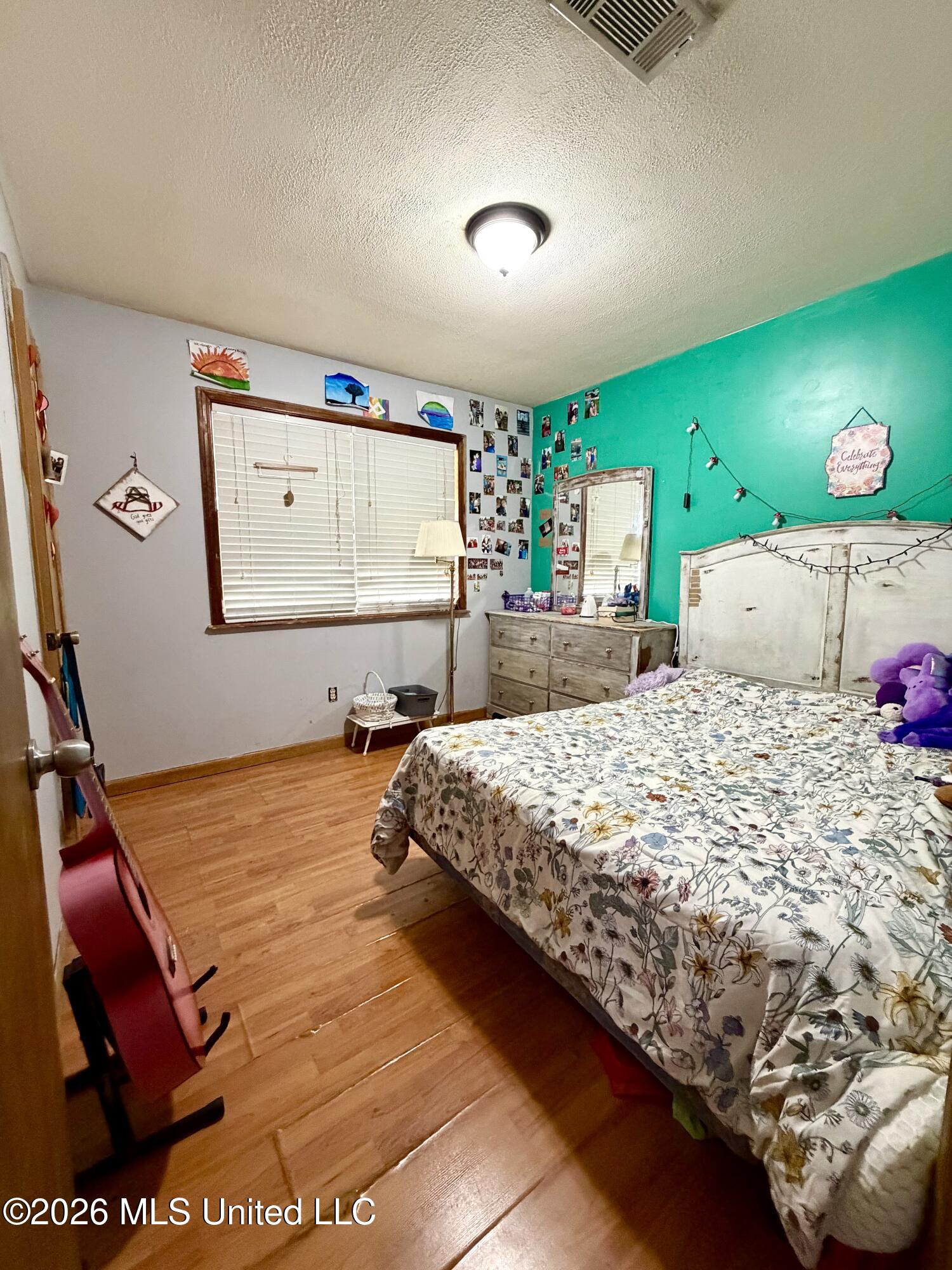 1602 Martin Lane Property Photo 11