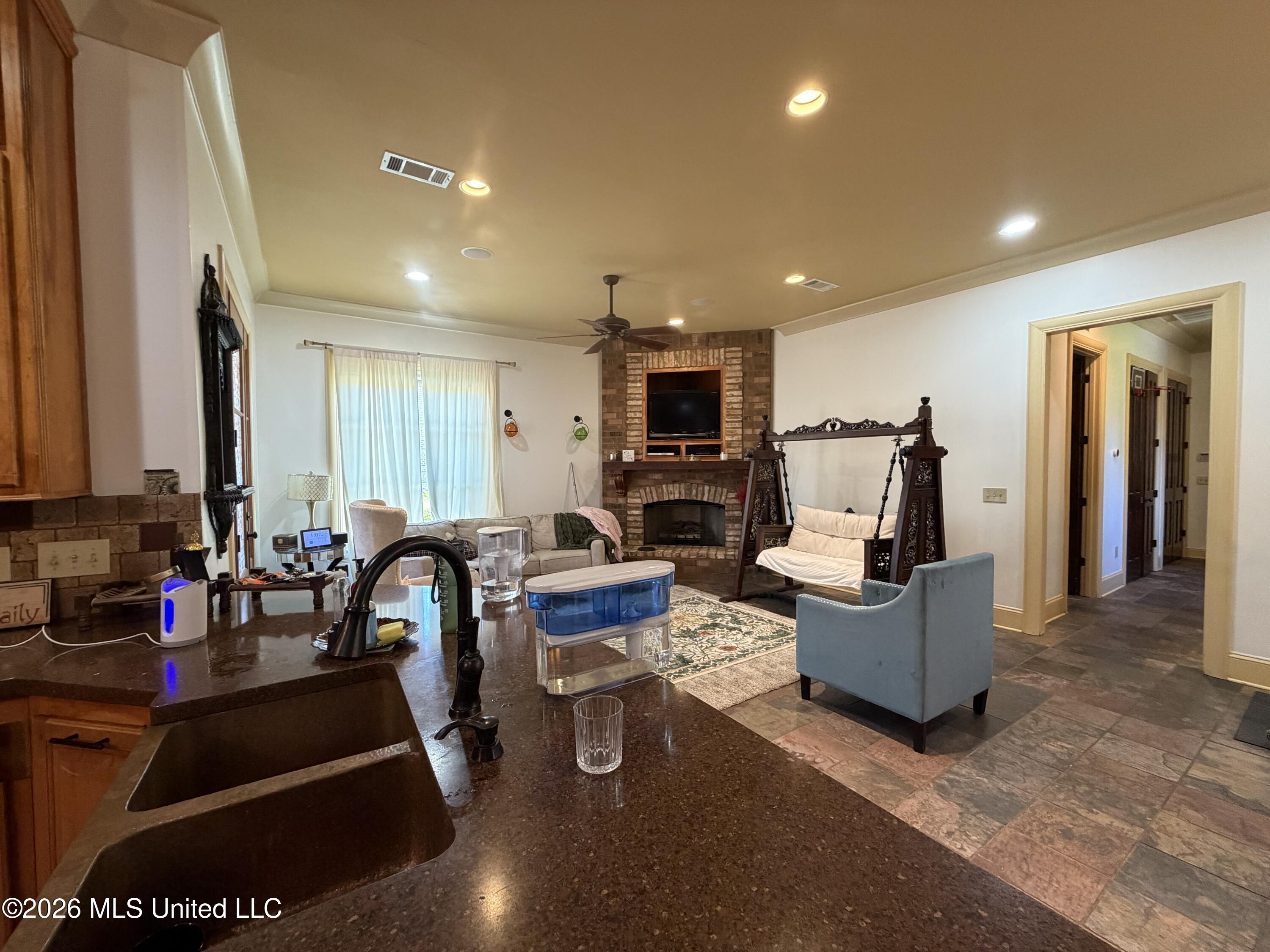 108 Novara Cove Property Photo 19
