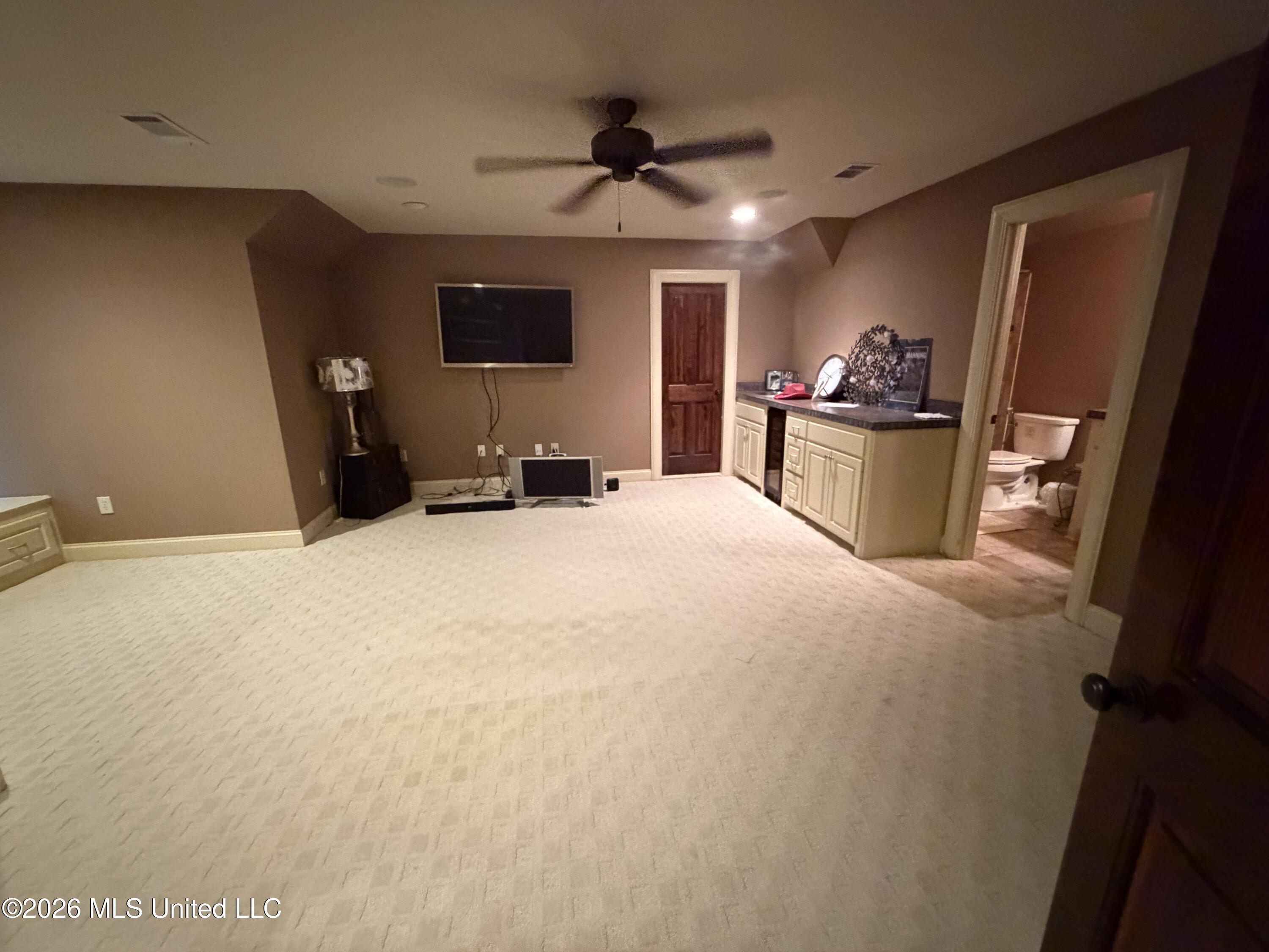 108 Novara Cove Property Photo 31