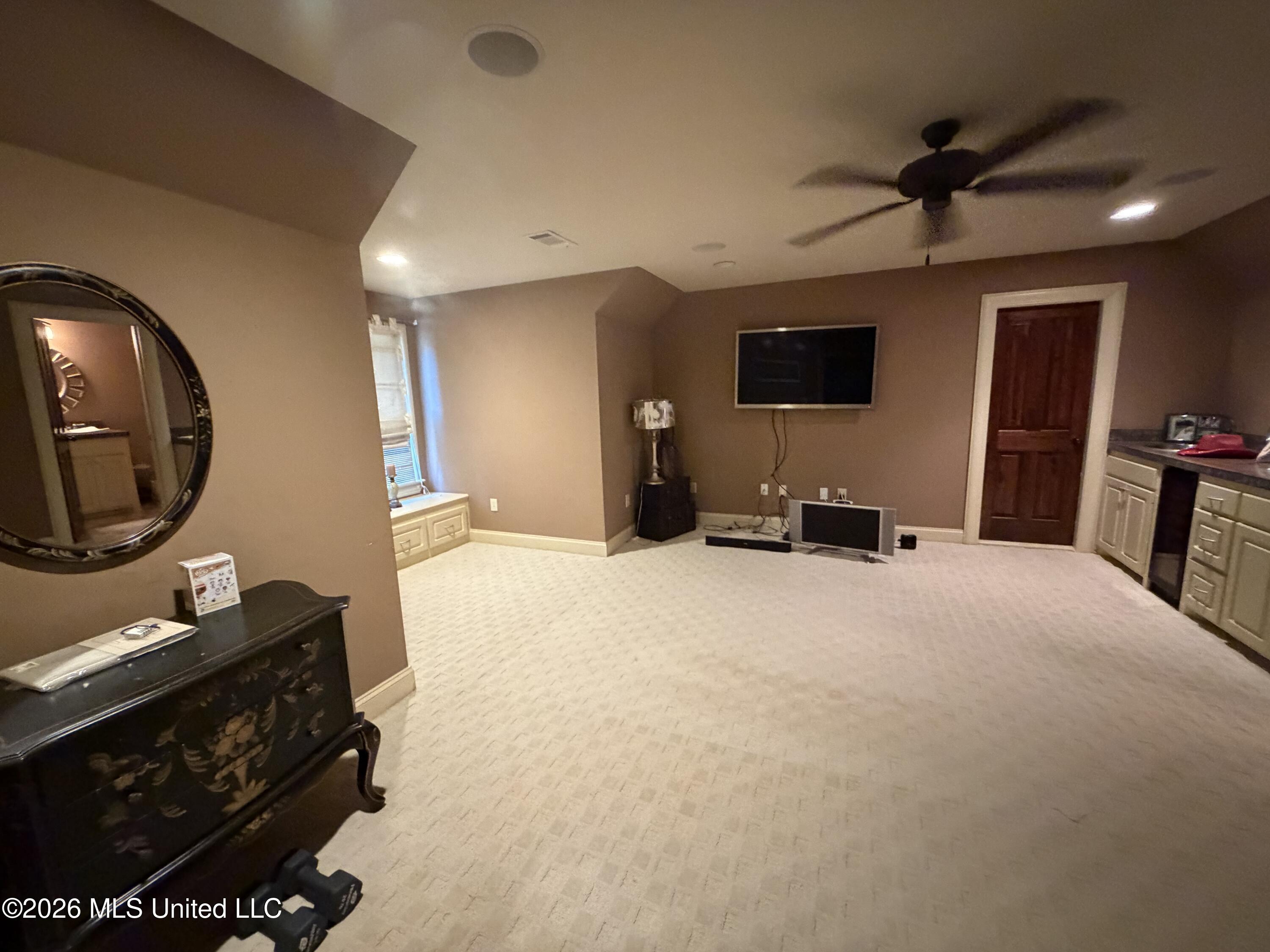 108 Novara Cove Property Photo 32
