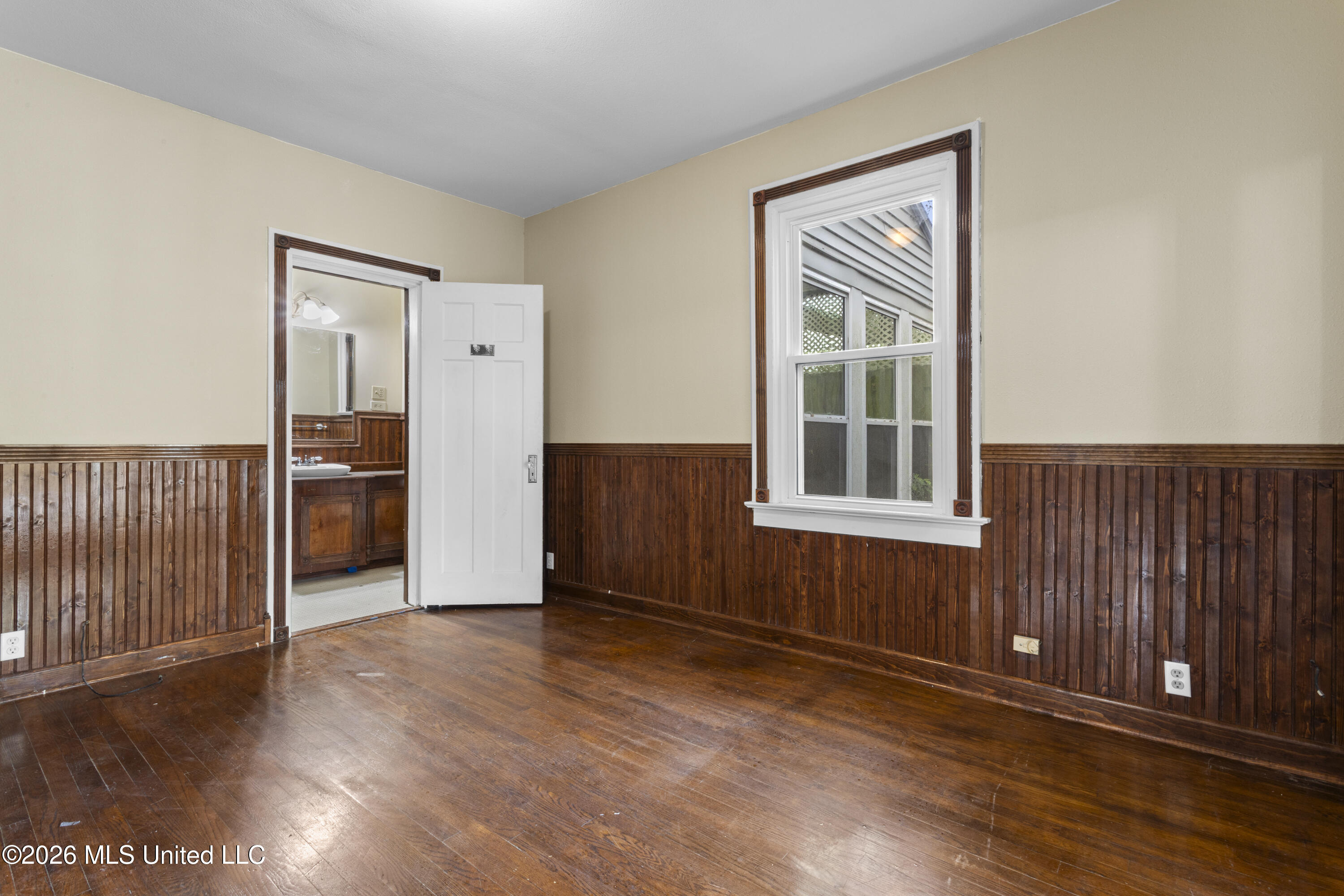 1090 Cherokee Street Property Photo 25