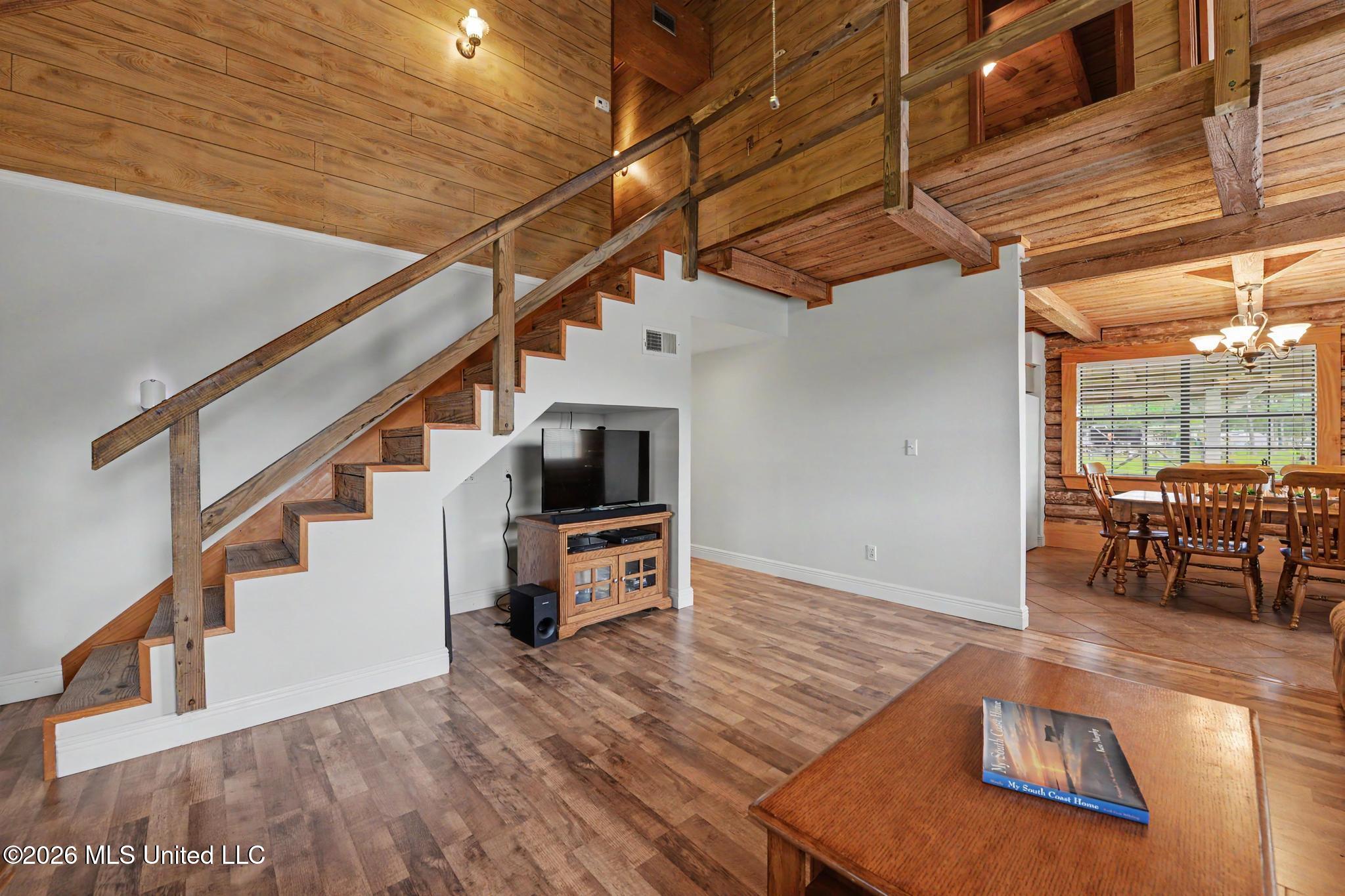 6270 Lower Bay Road Property Photo 4