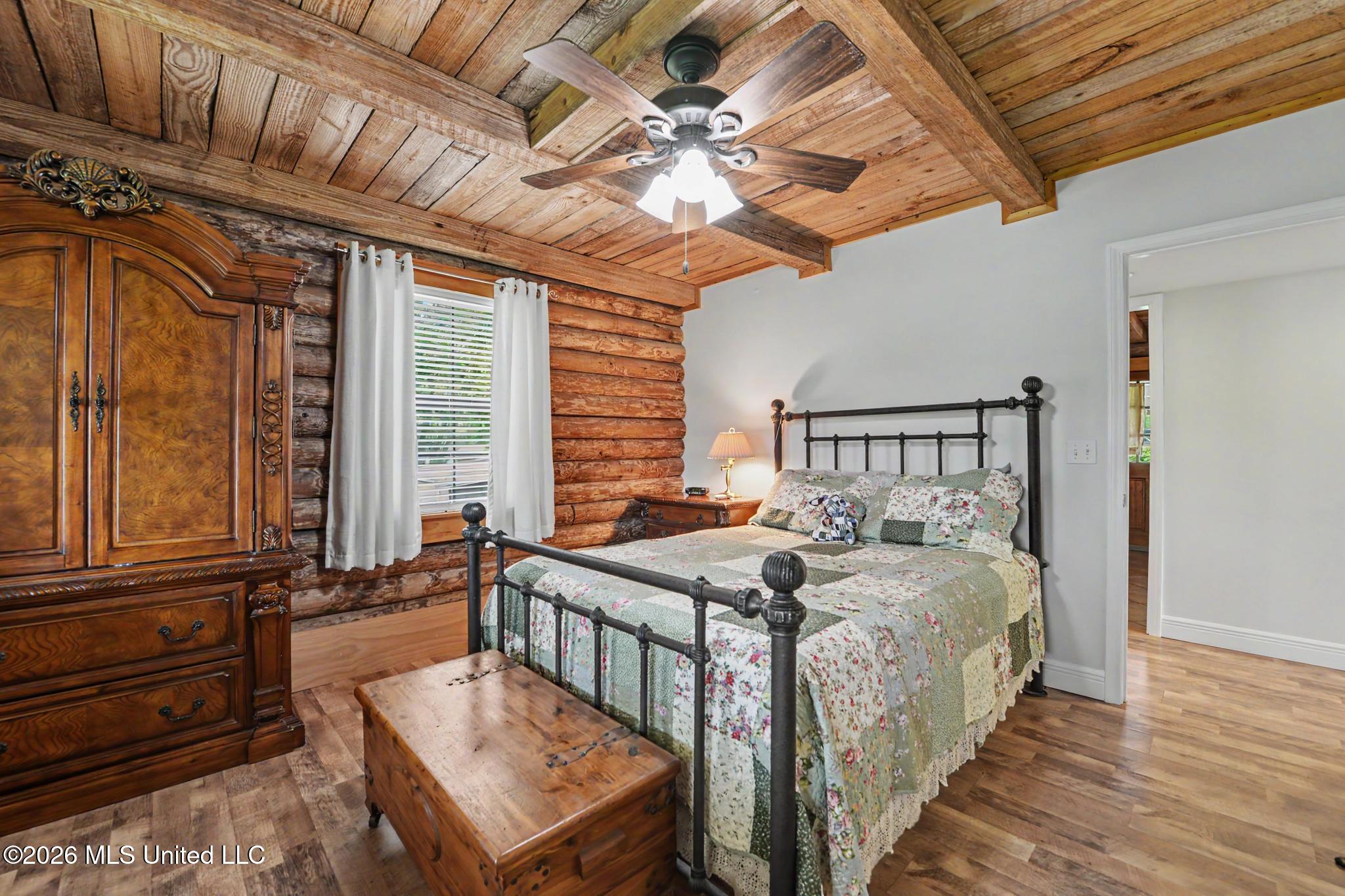 6270 Lower Bay Road Property Photo 11