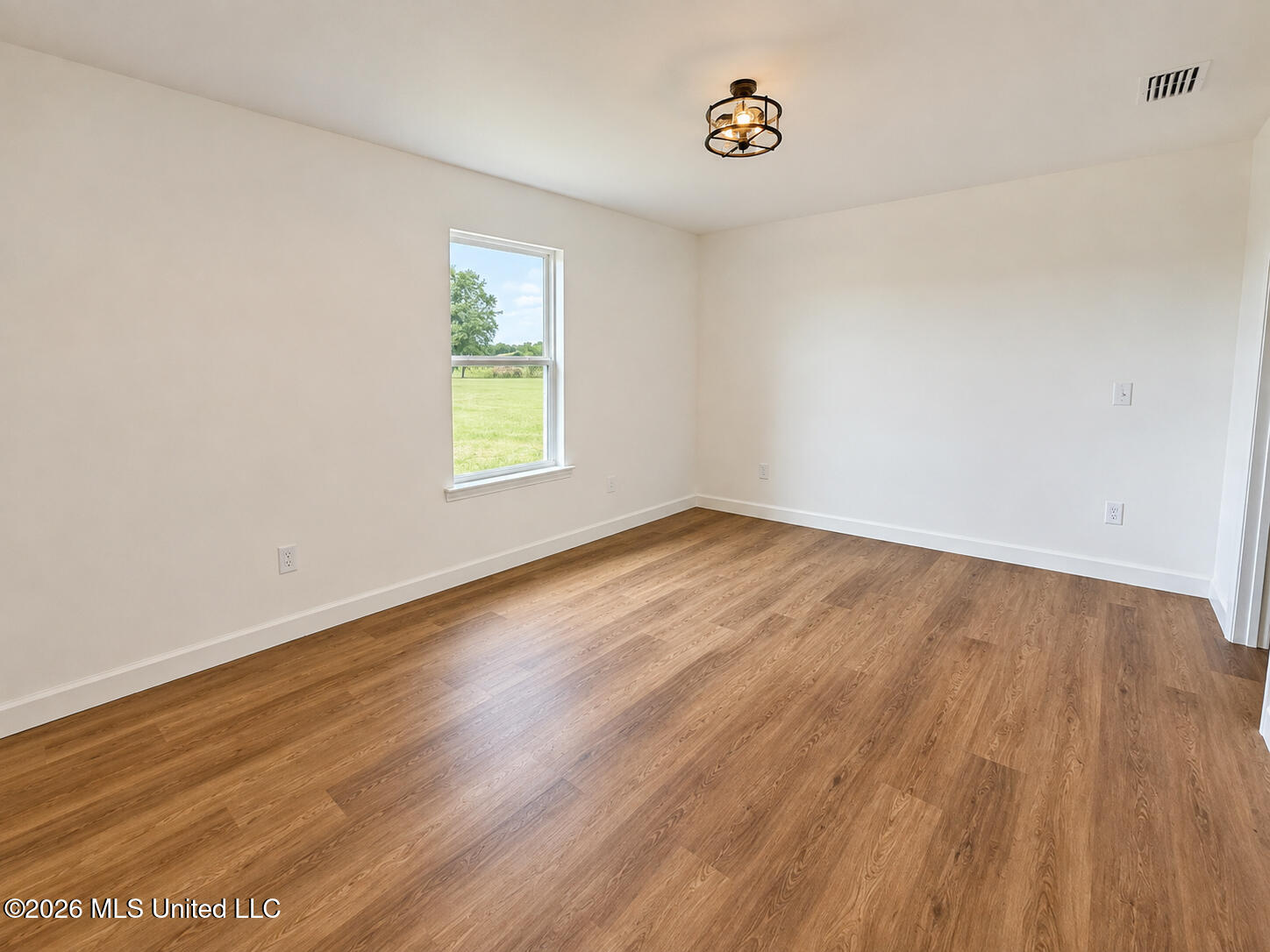 1113 Holland Road Property Photo 11
