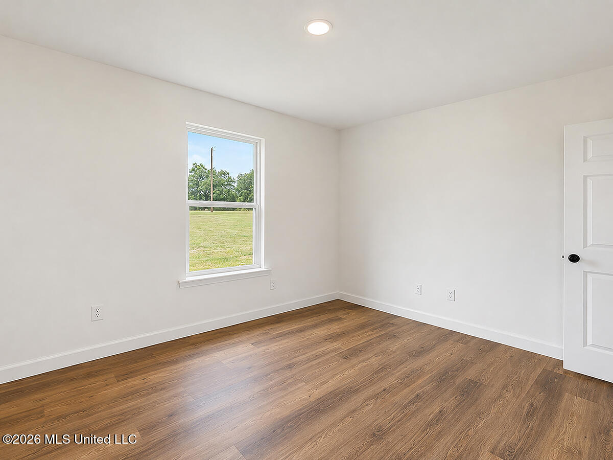 1113 Holland Road Property Photo 22