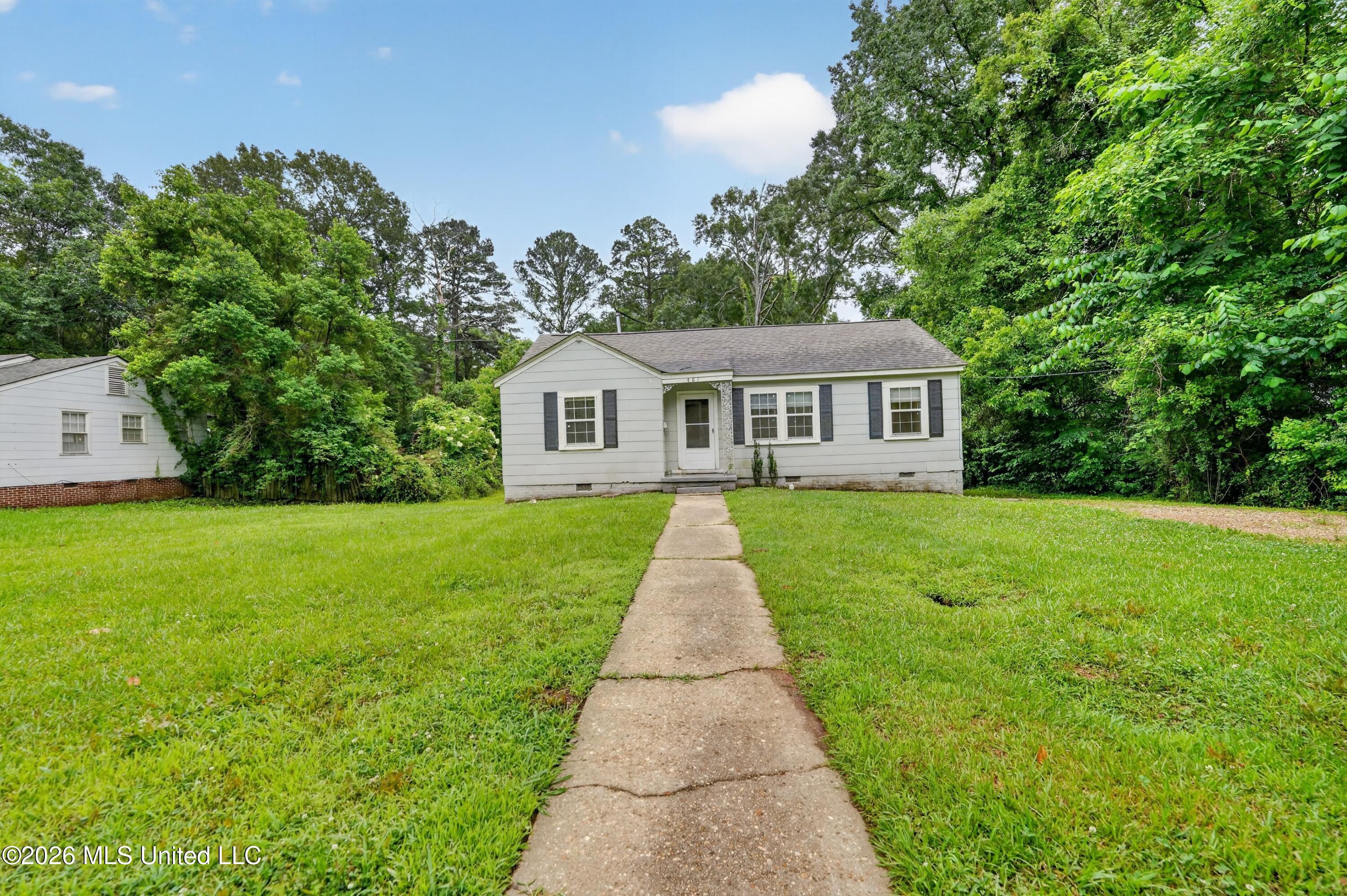 461 Hanging Moss Circle Property Photo 2