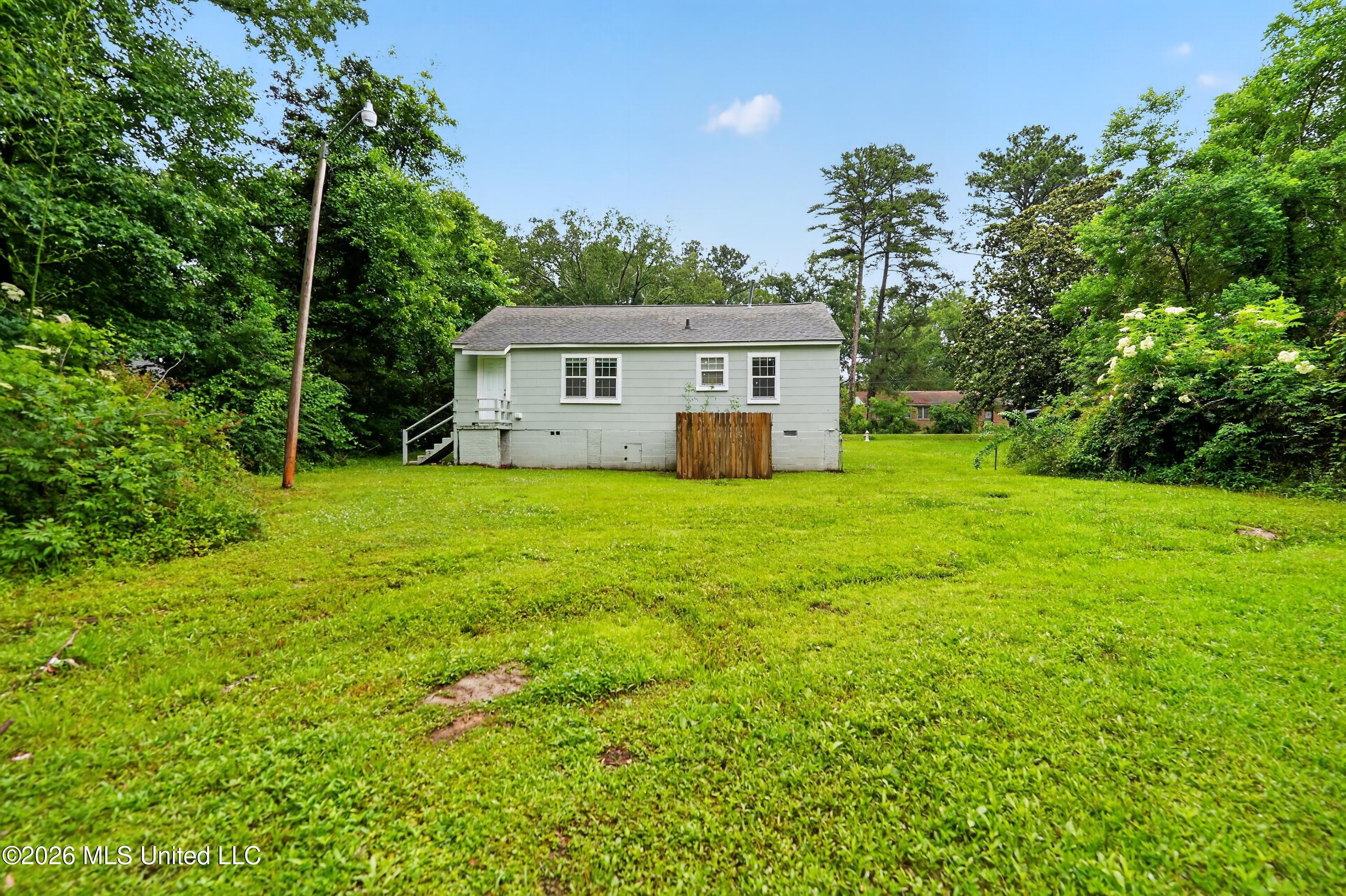 461 Hanging Moss Circle Property Photo 6
