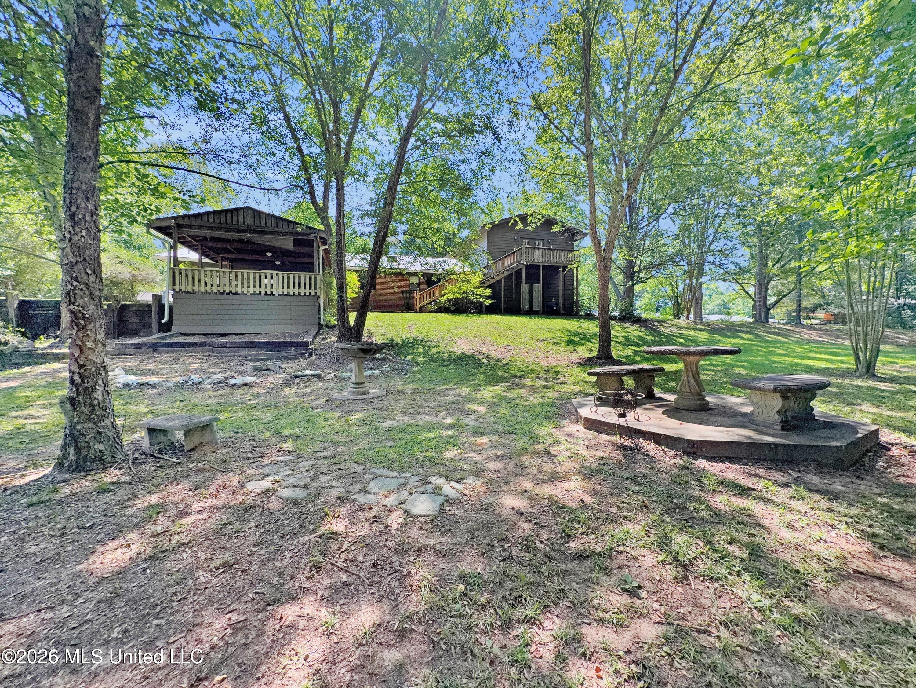243 Massey Circle Property Photo 3