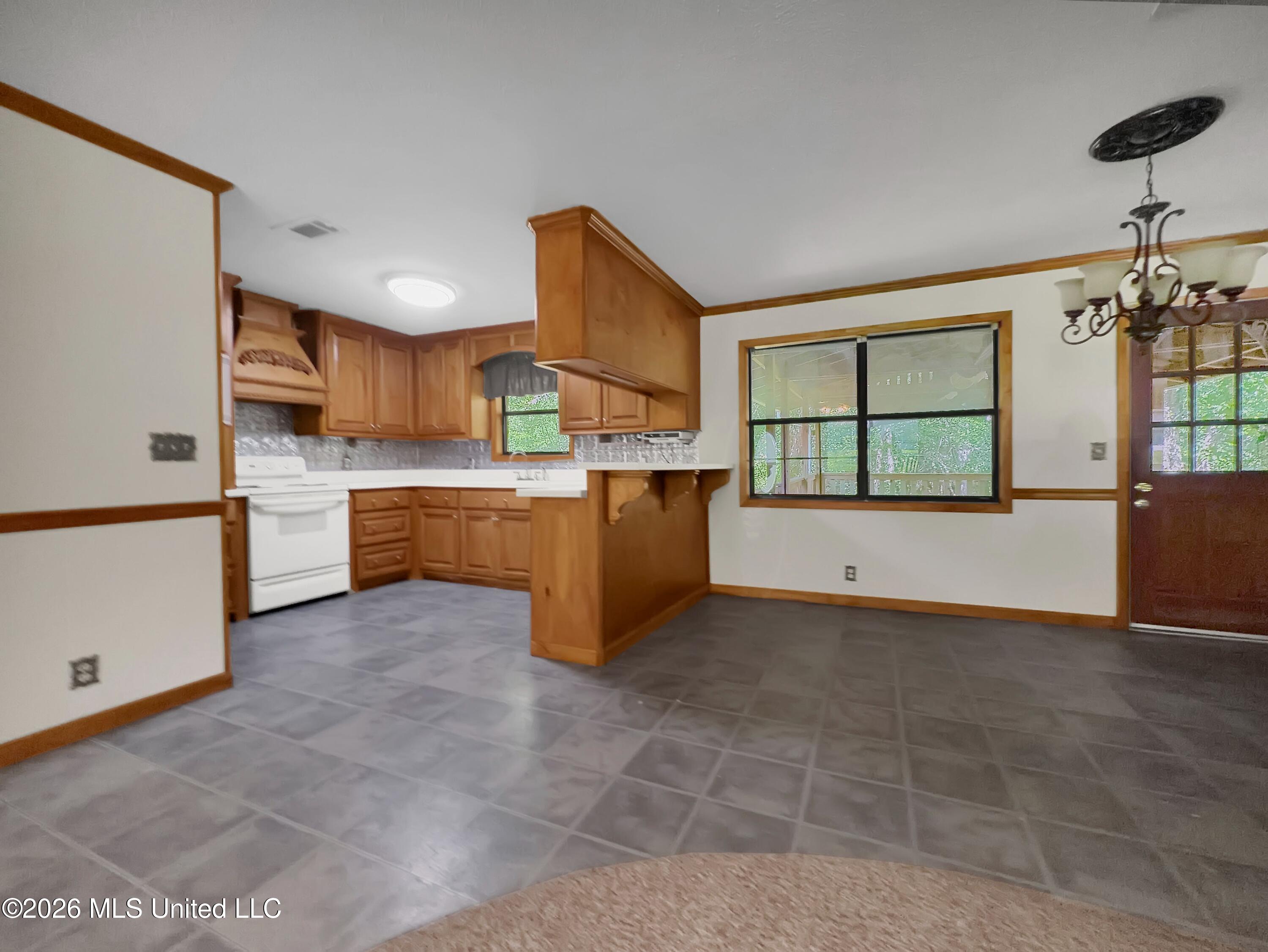 243 Massey Circle Property Photo 10