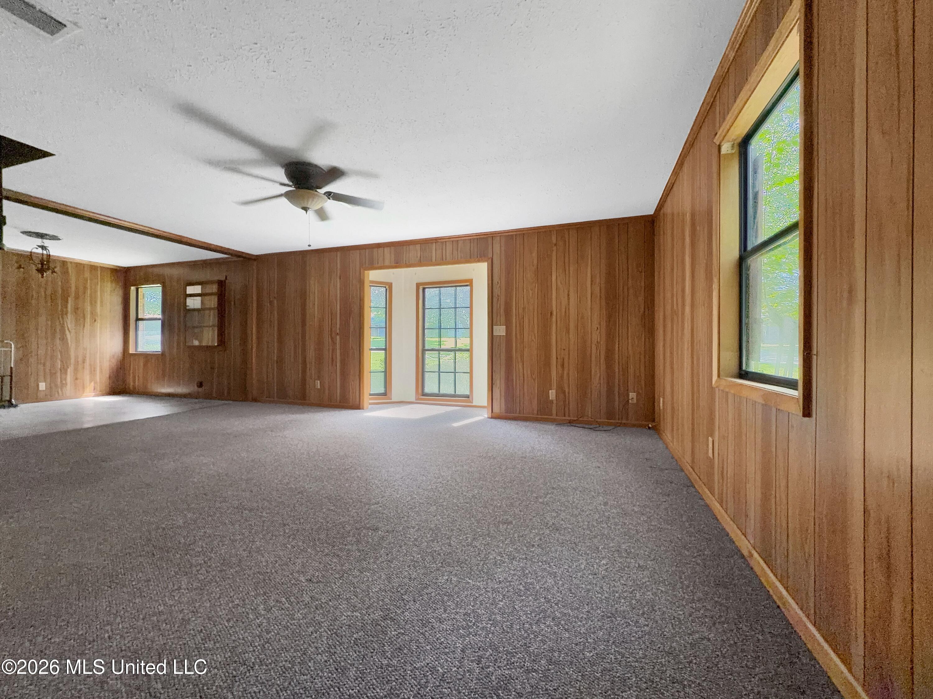 243 Massey Circle Property Photo 17
