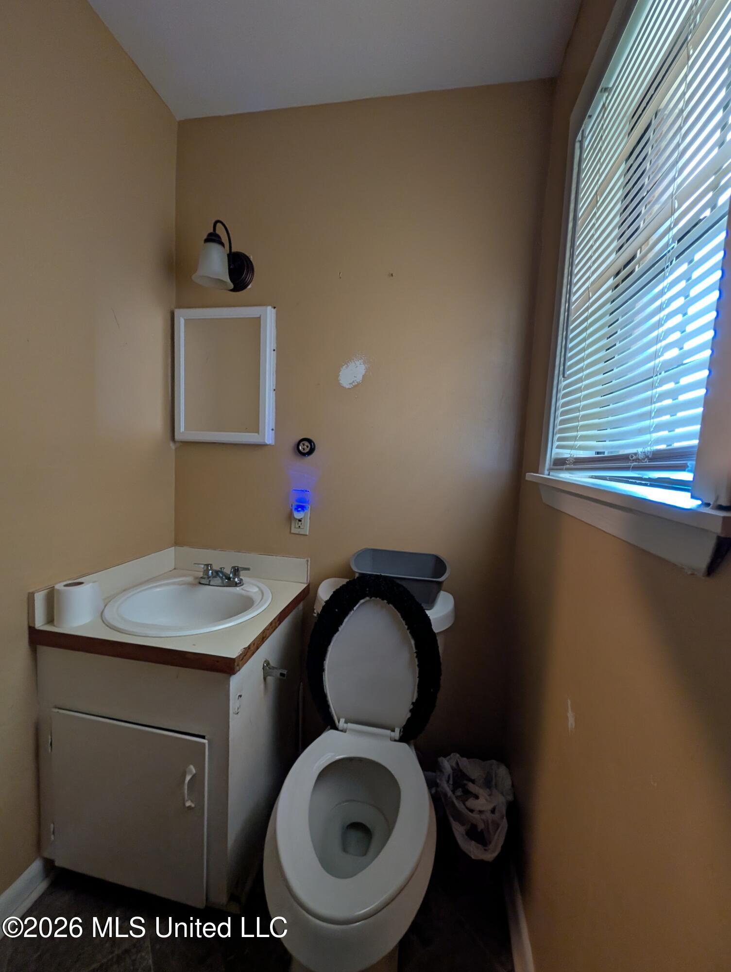1016 Lotus Drive Property Photo 7
