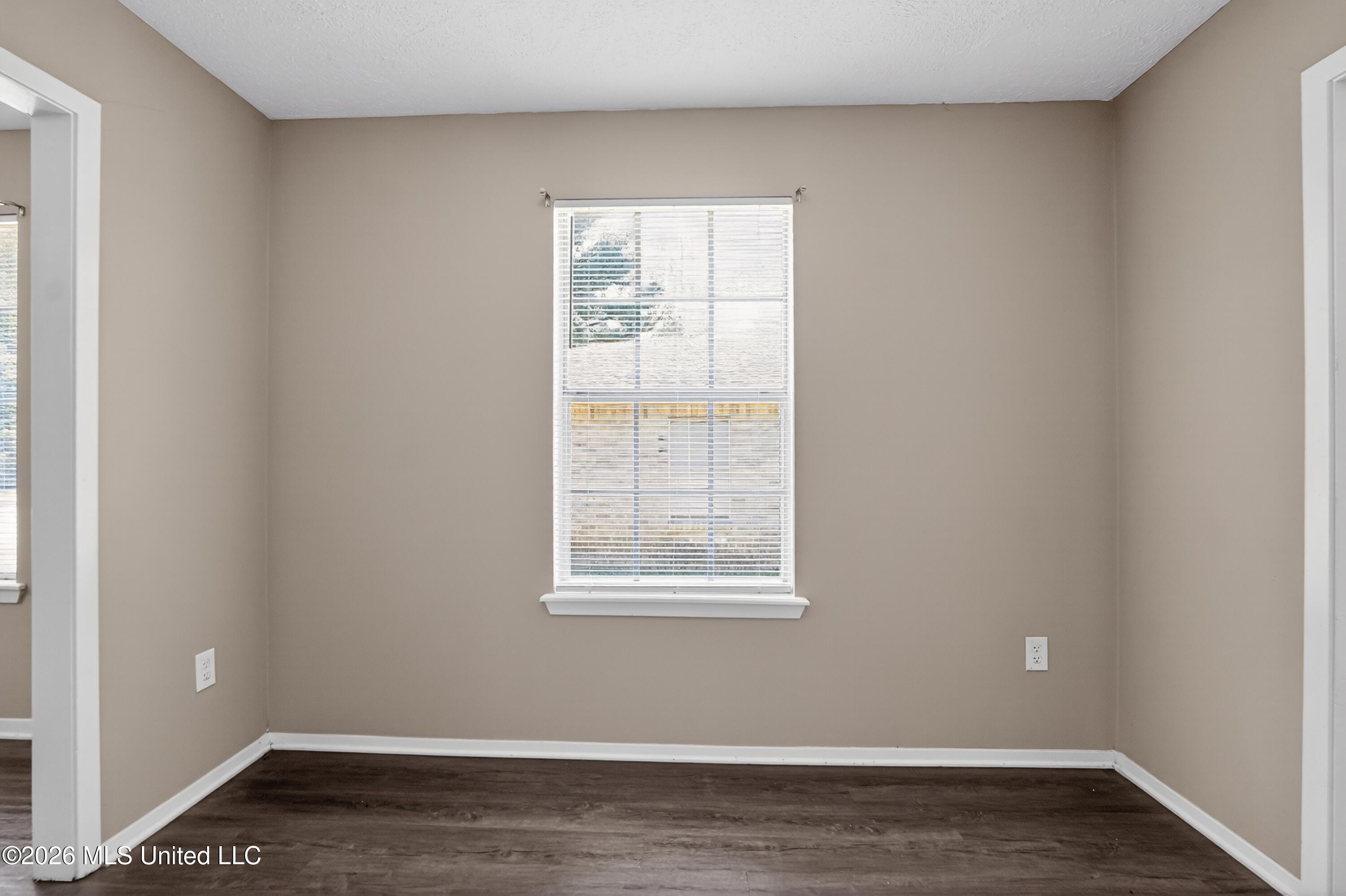 711 George Kersh Drive Property Photo 7