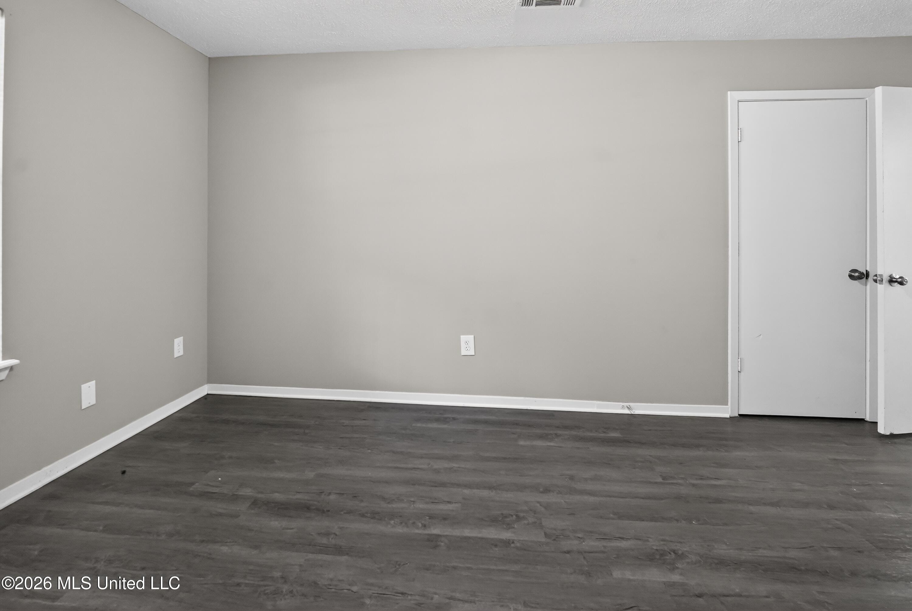 711 George Kersh Drive Property Photo 10