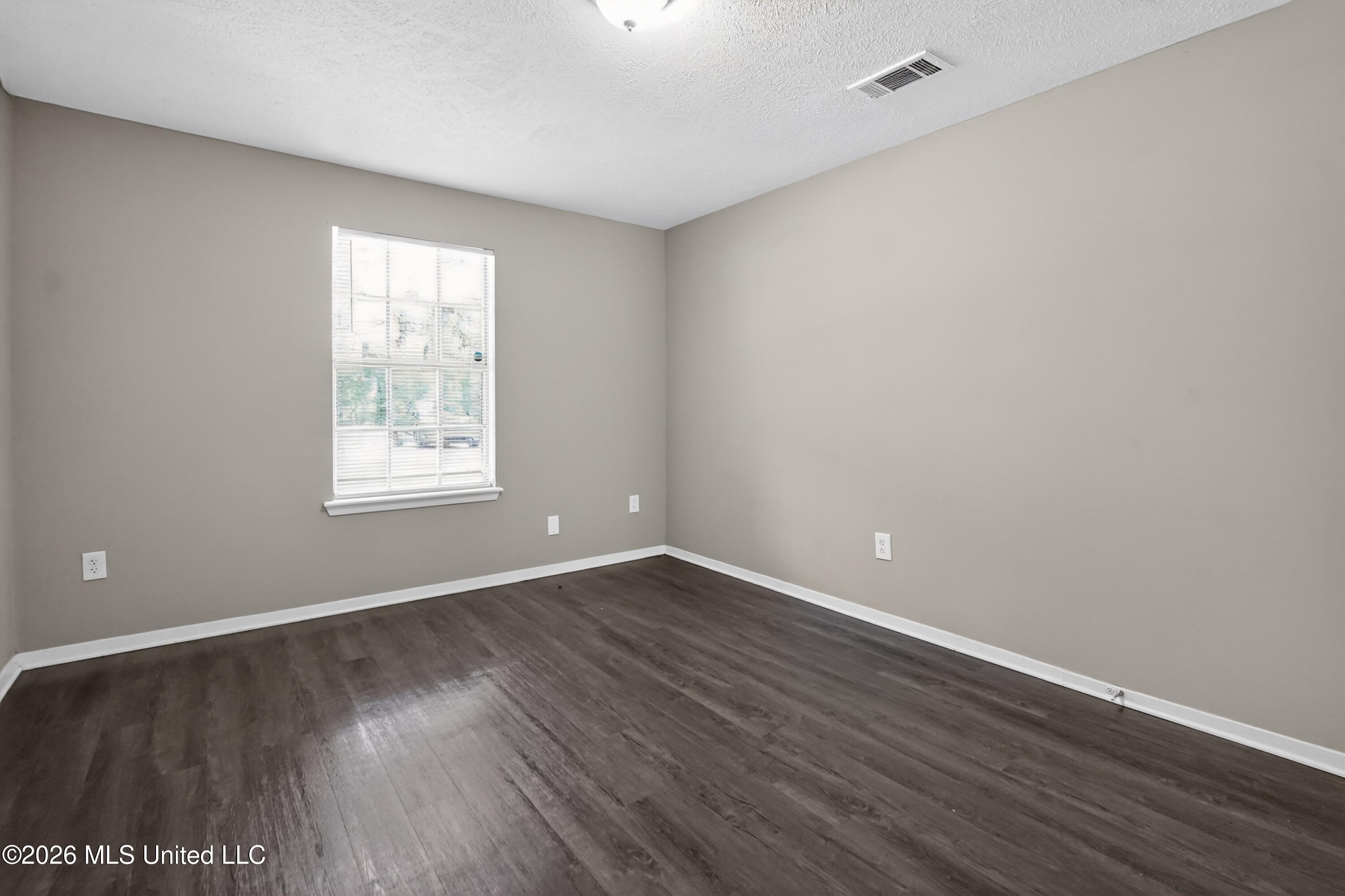 711 George Kersh Drive Property Photo 11