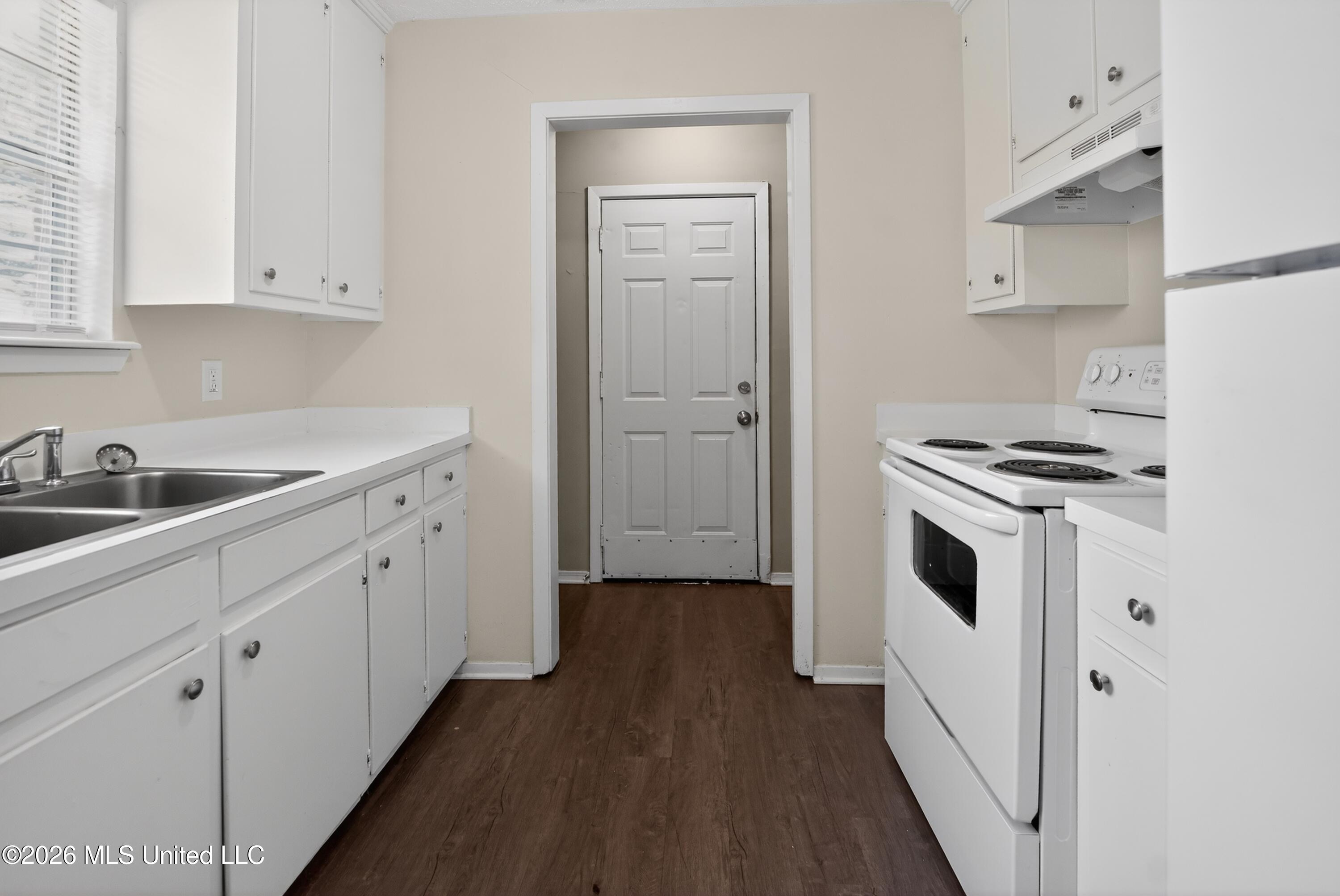 711 George Kersh Drive Property Photo 26