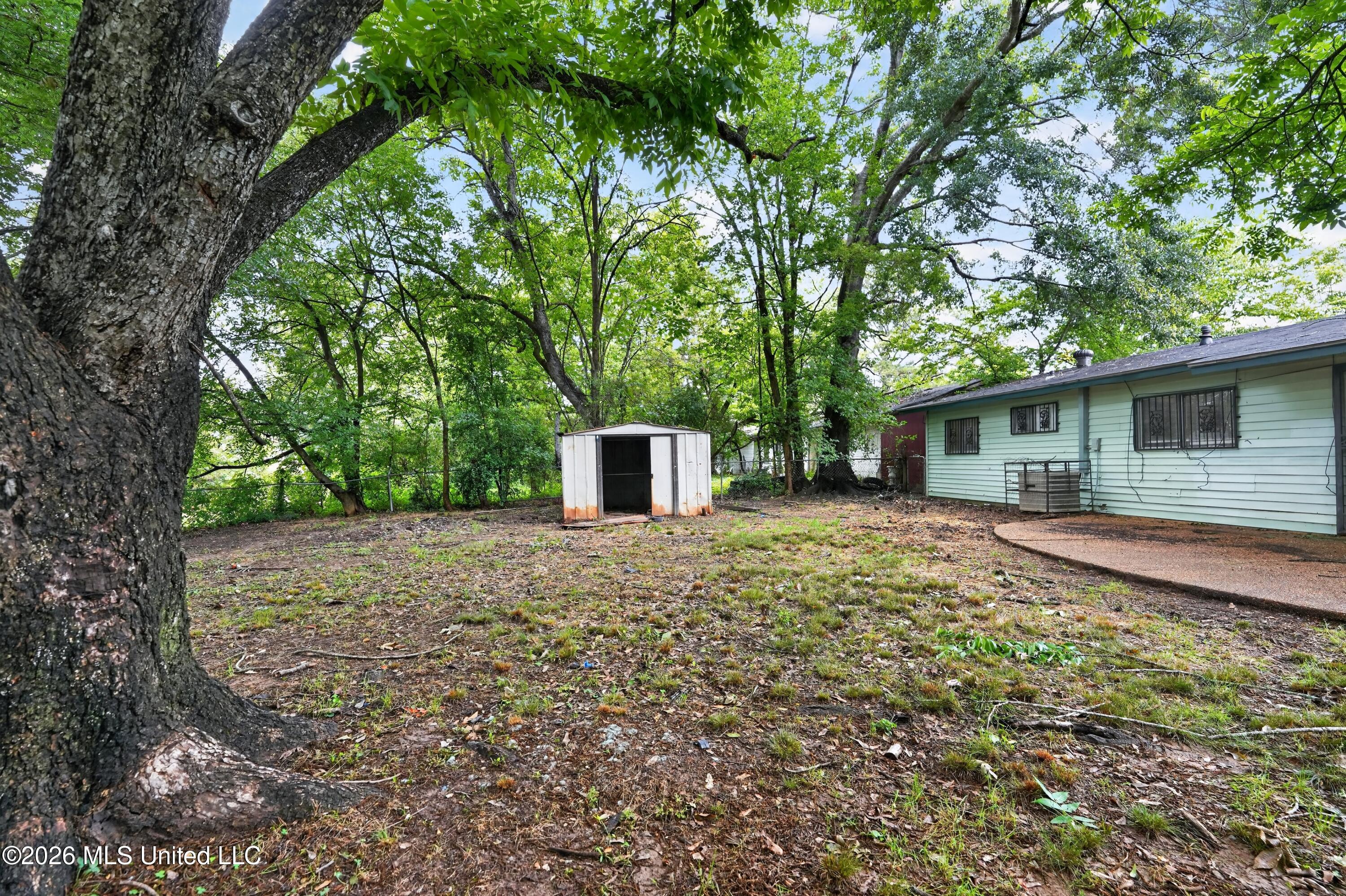 6615 Lyndon B Johnson Drive Property Photo 3