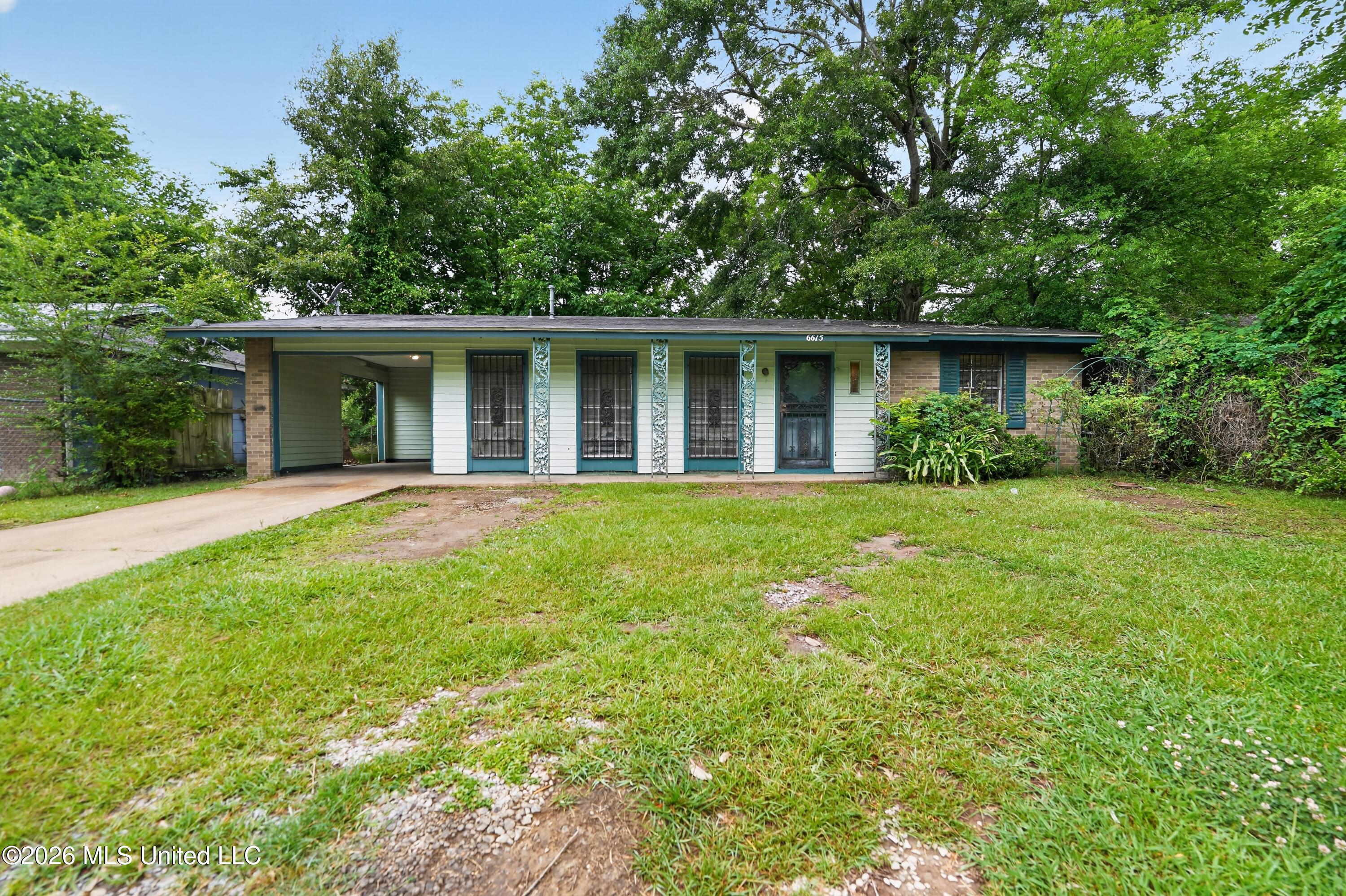 6615 Lyndon B Johnson Drive Property Photo 5