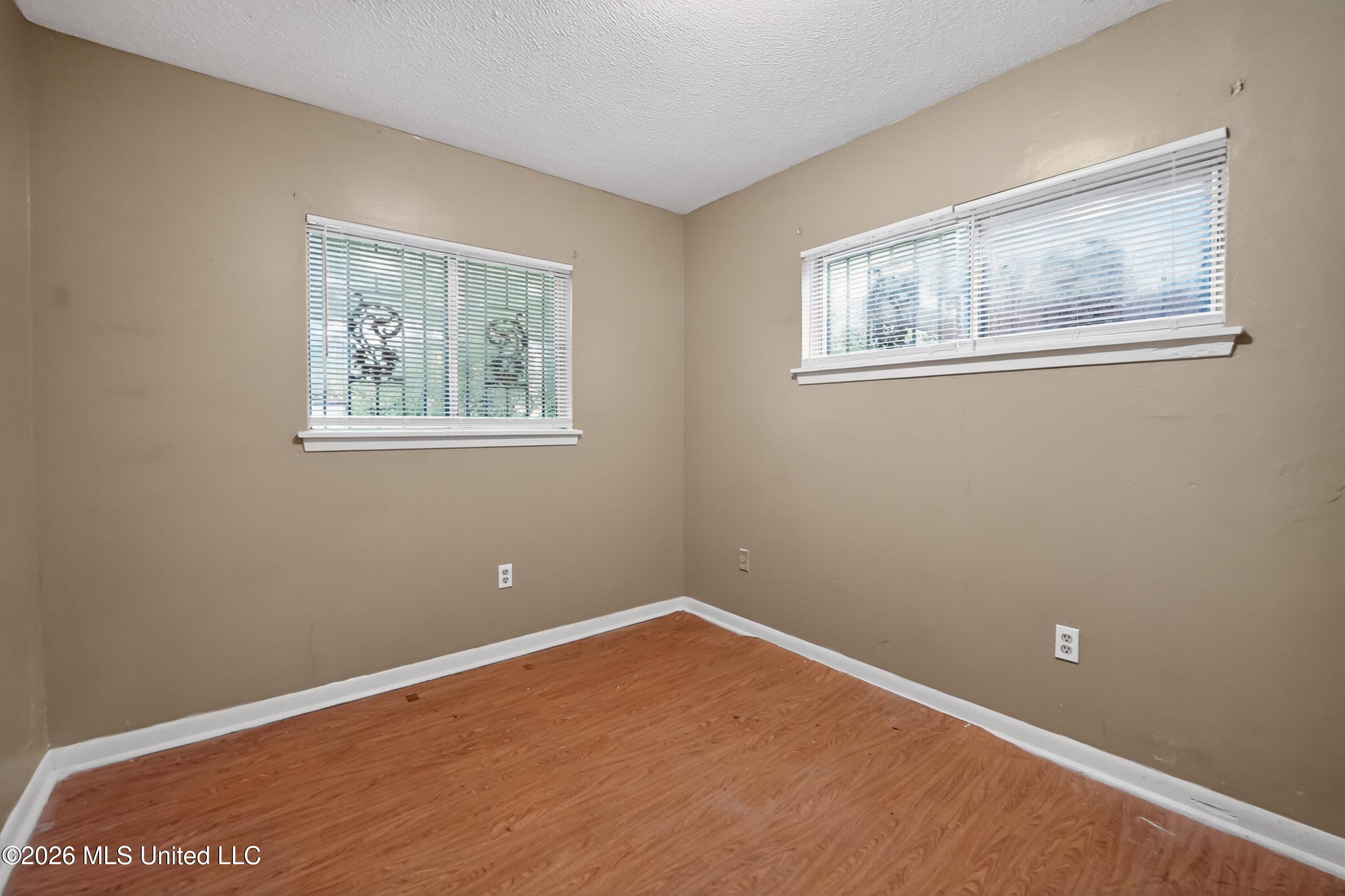 6615 Lyndon B Johnson Drive Property Photo 19