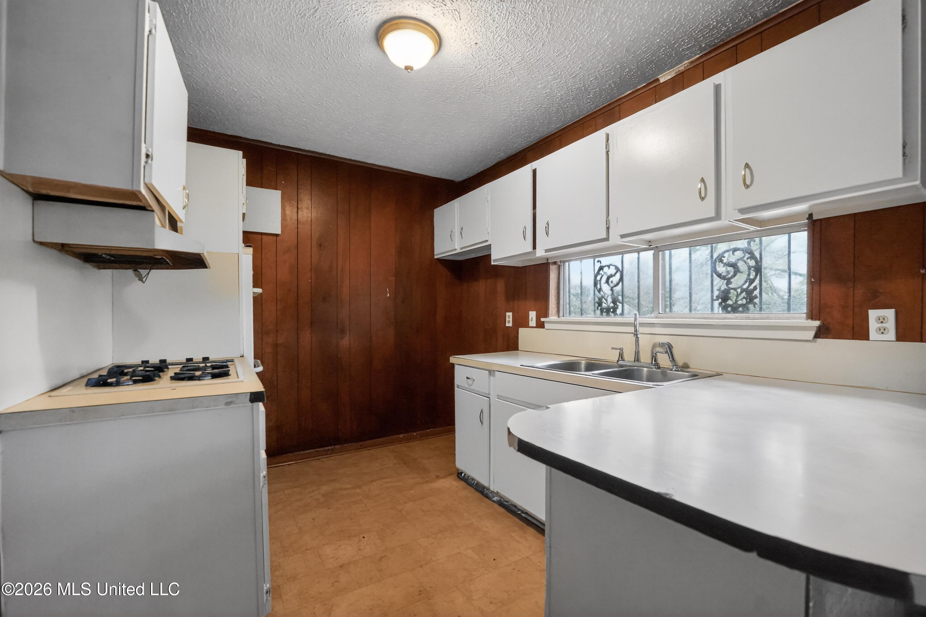6615 Lyndon B Johnson Drive Property Photo 22