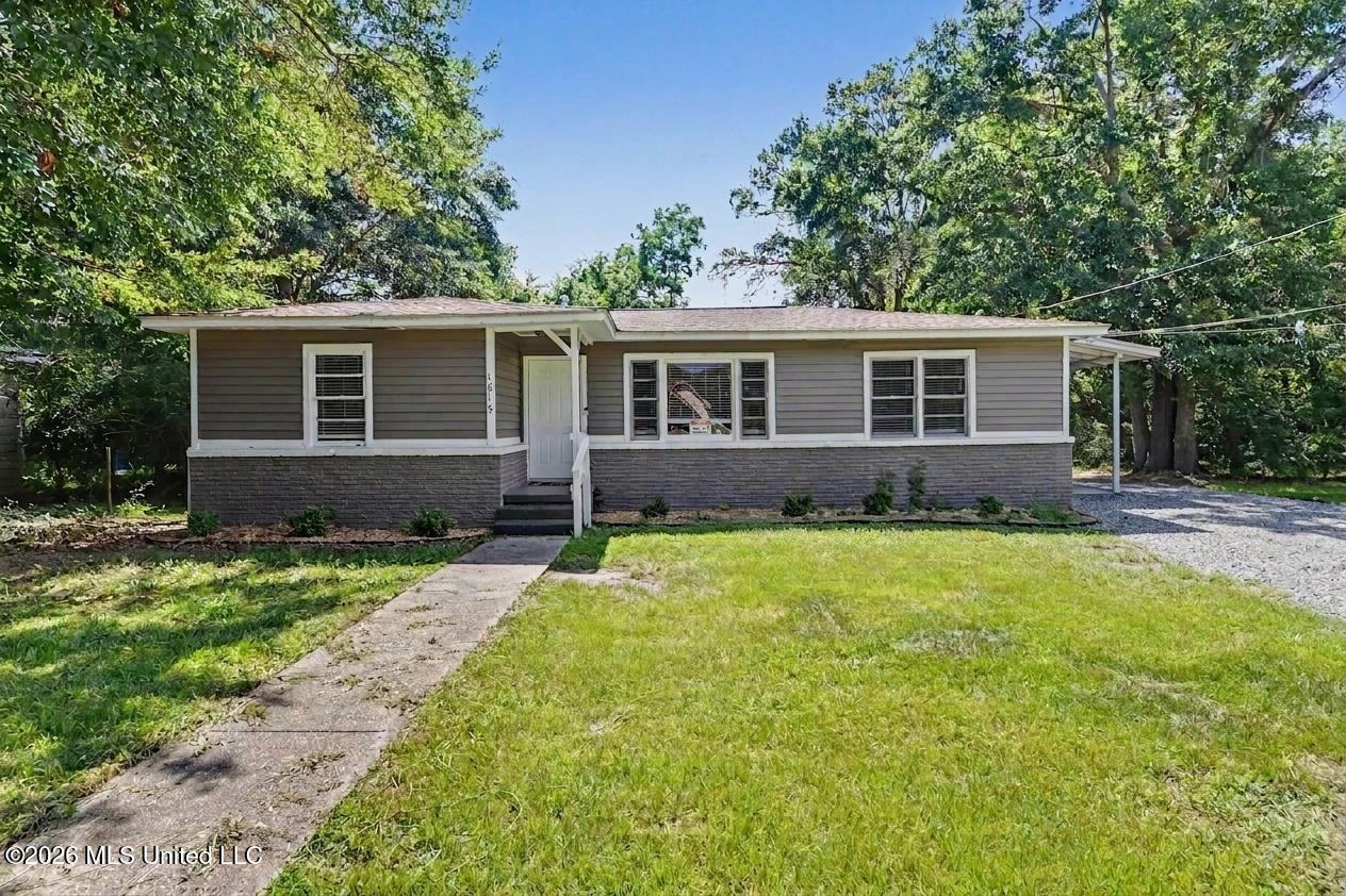 1815 41st Avenue Property Photo 1